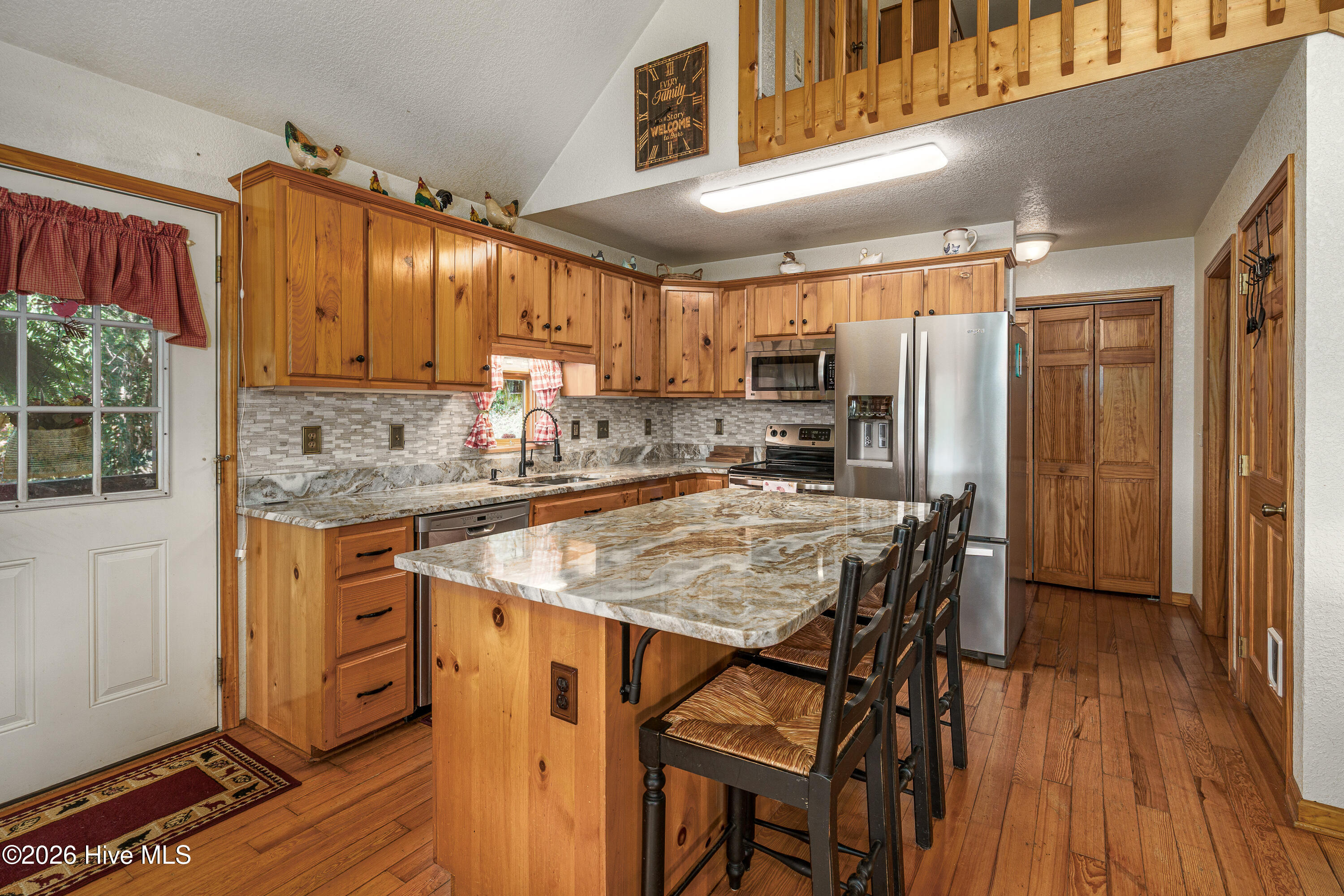 346 View Ridge Trail Property Photo 8