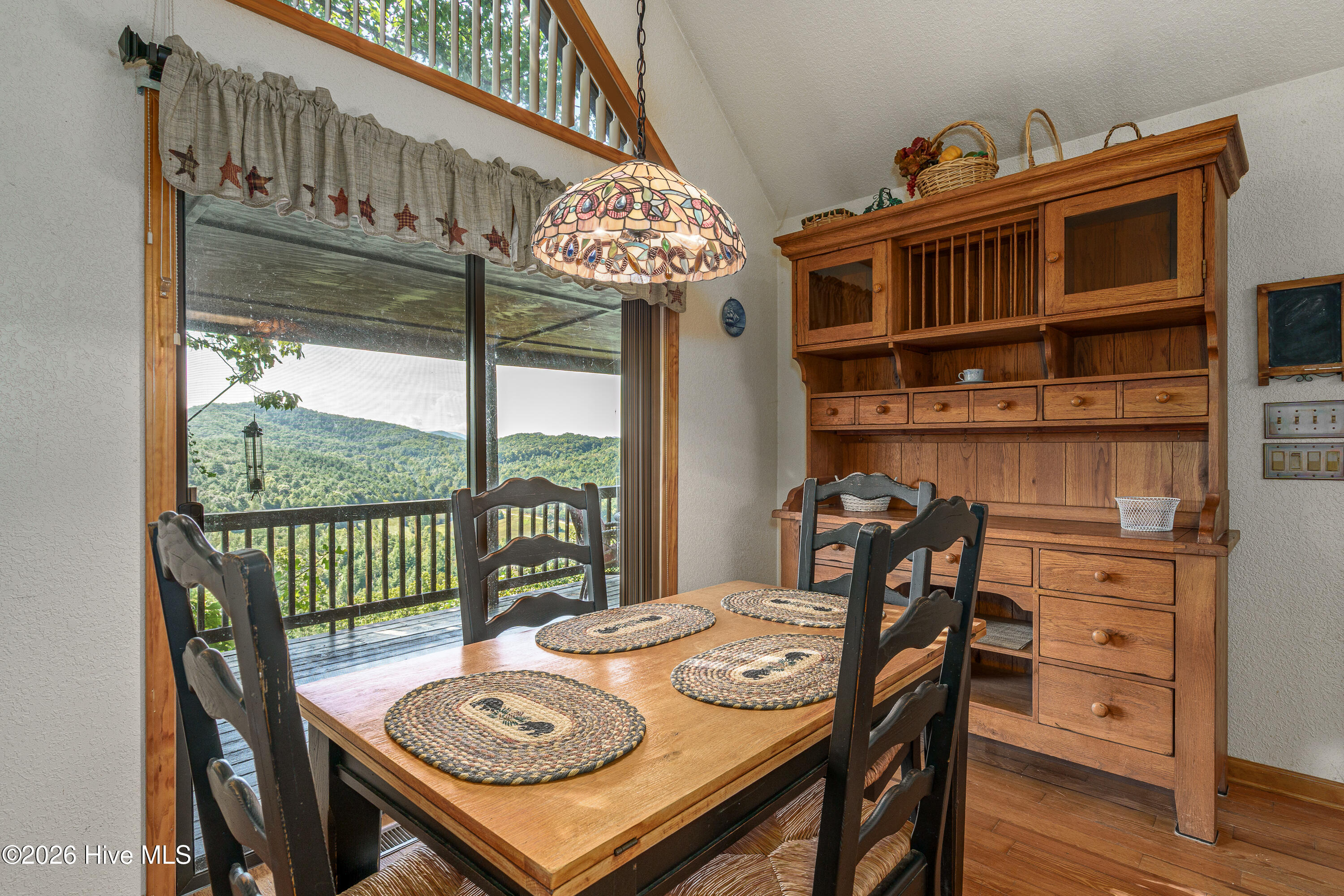 346 View Ridge Trail Property Photo 9
