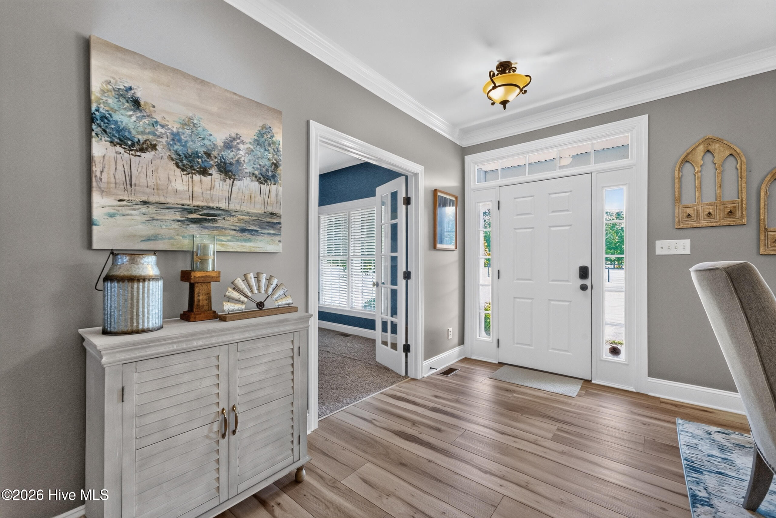 100/102 Sky Way Property Photo 10