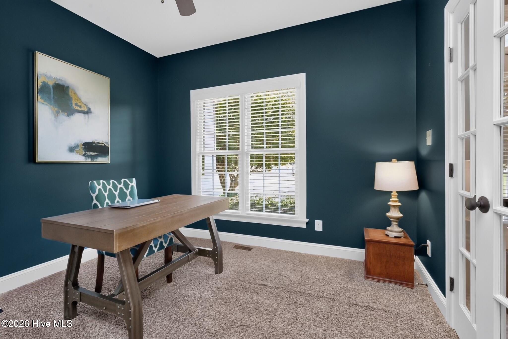 100/102 Sky Way Property Photo 11
