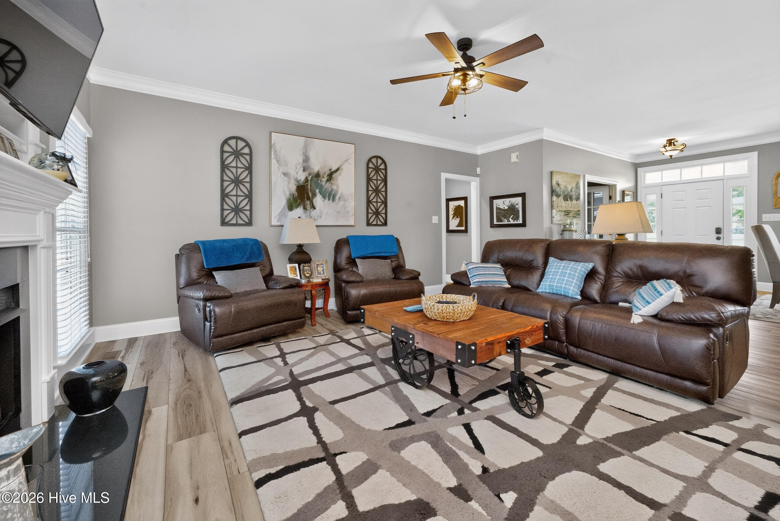 100/102 Sky Way Property Photo 17