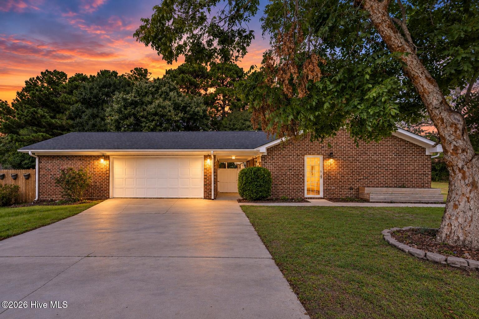 1101 Hunting Ridge Road Property Photo 1