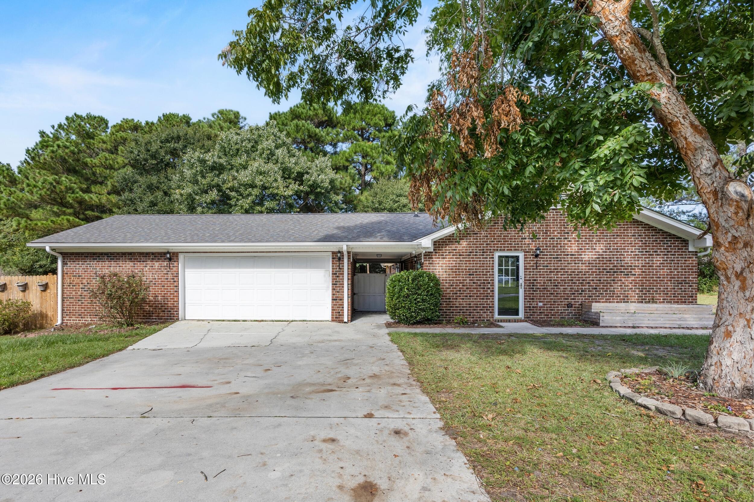 1101 Hunting Ridge Road Property Photo 3