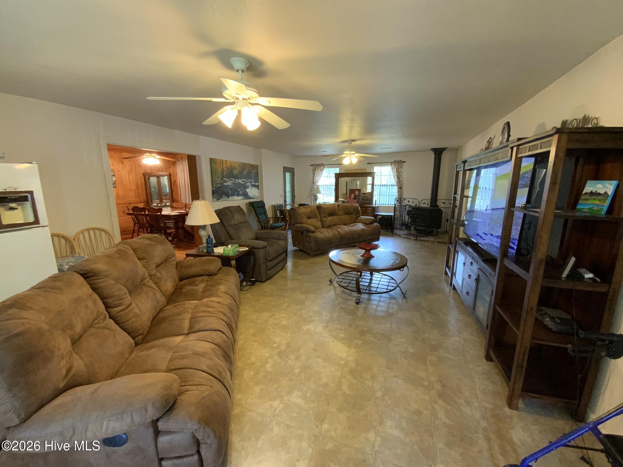 490 Nichols Road Property Photo 4