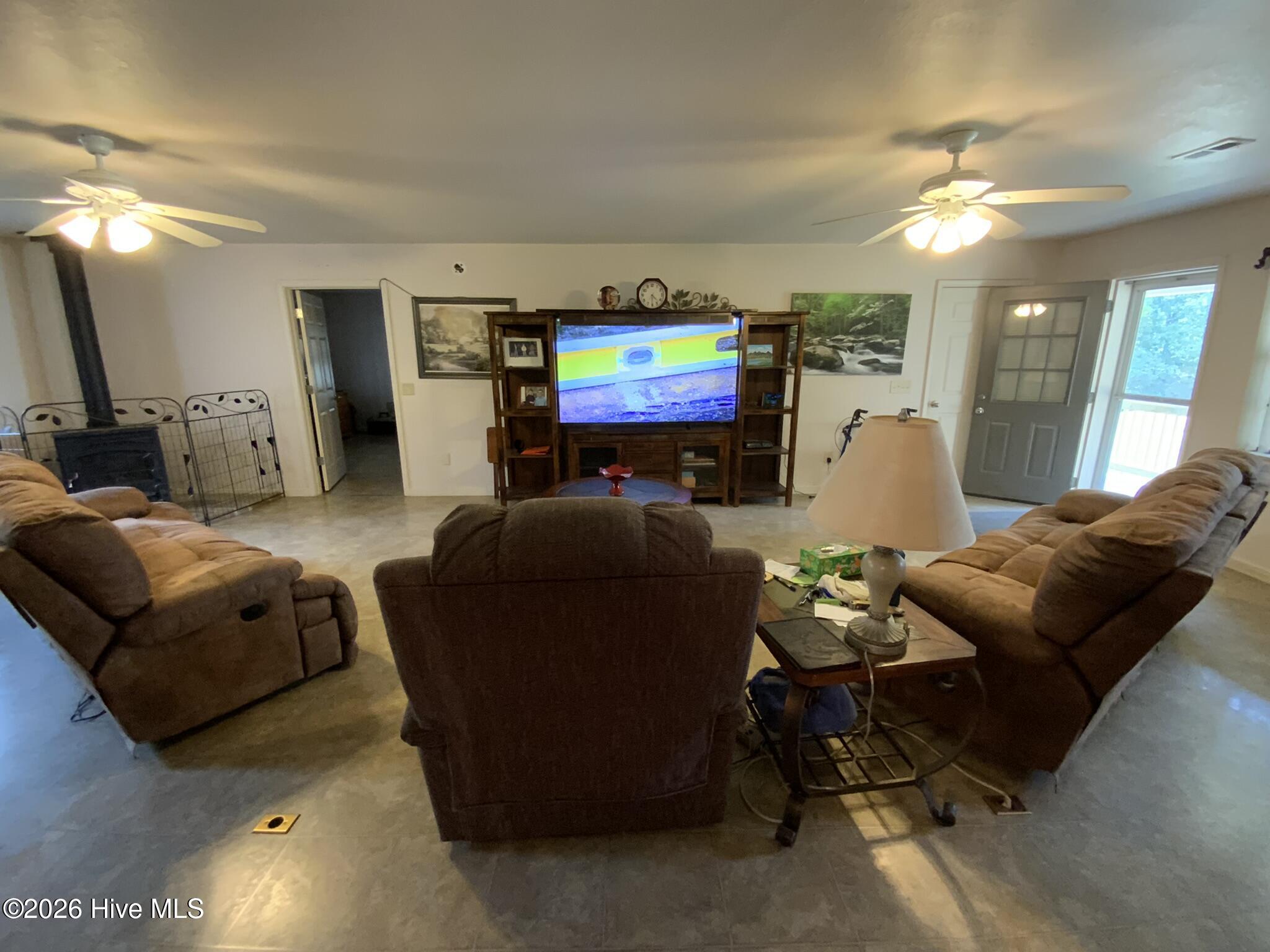 490 Nichols Road Property Photo 6