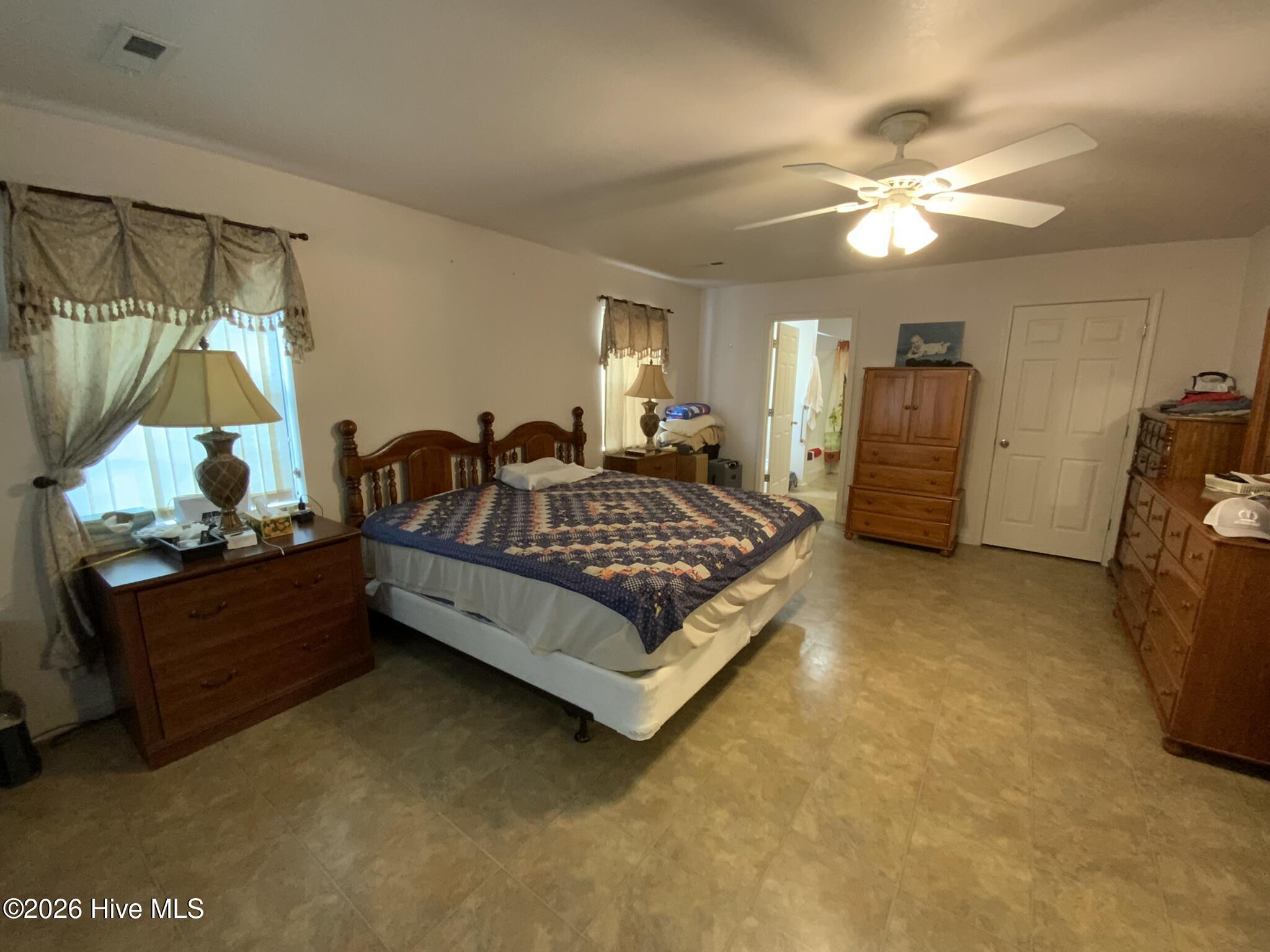 490 Nichols Road Property Photo 10