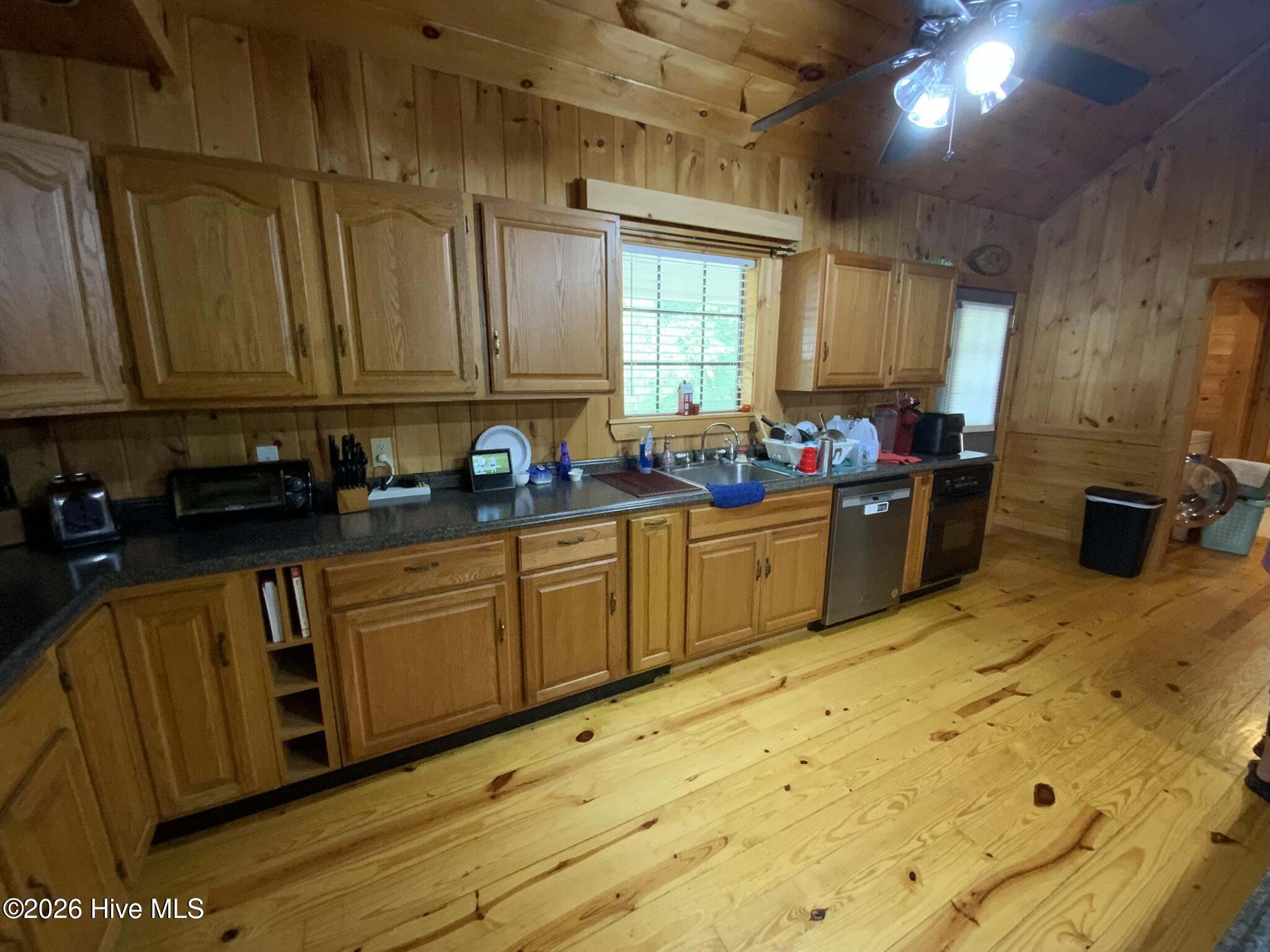 490 Nichols Road Property Photo 18