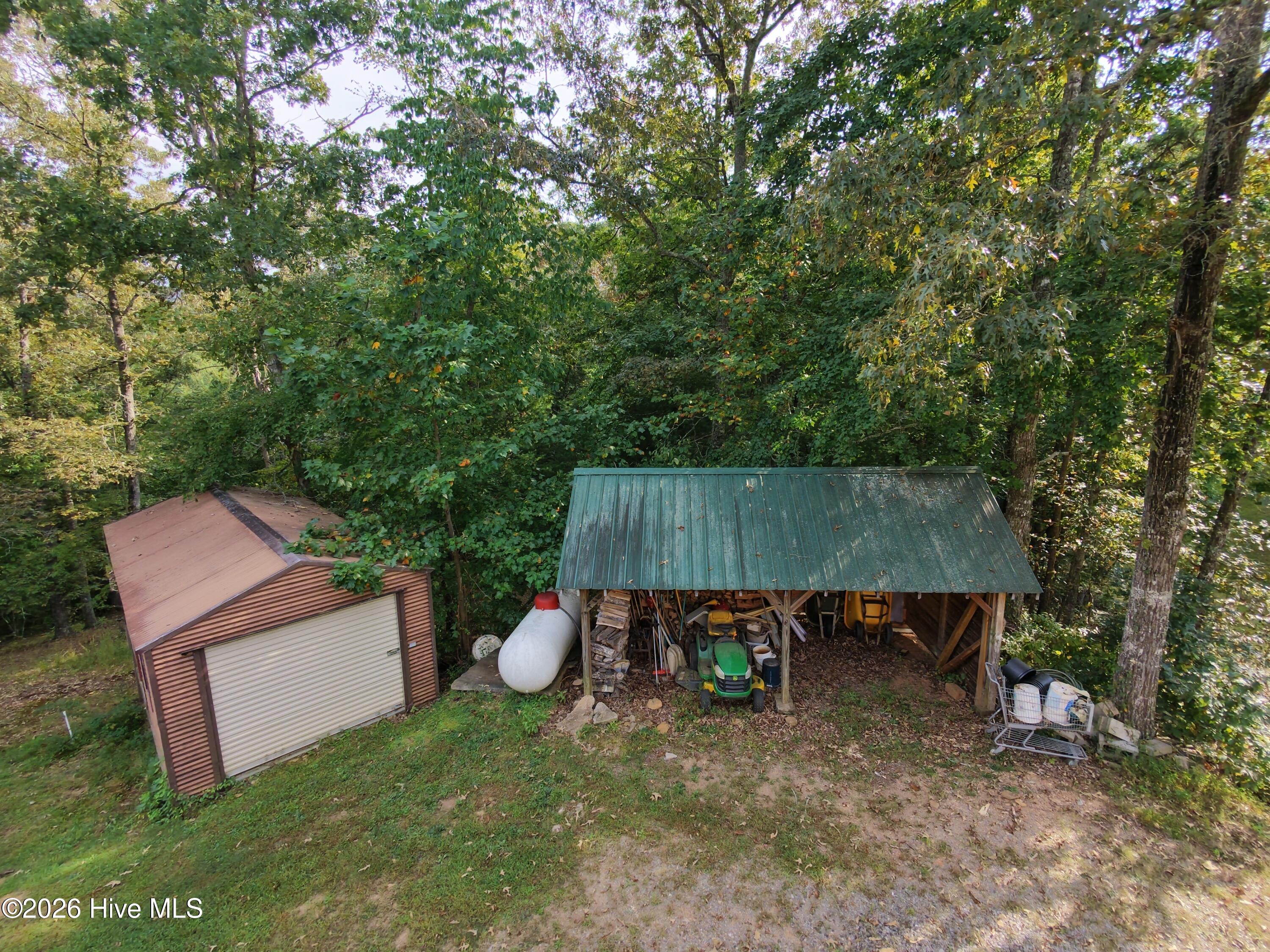 490 Nichols Road Property Photo 30