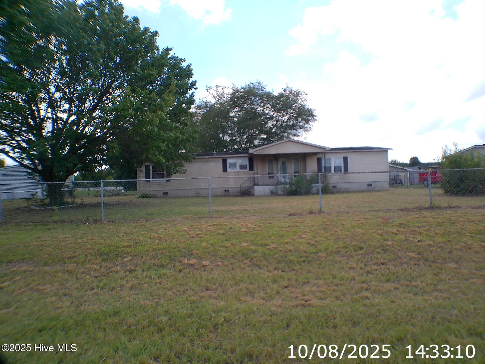 120 E Fairview Drive Property Photo 1