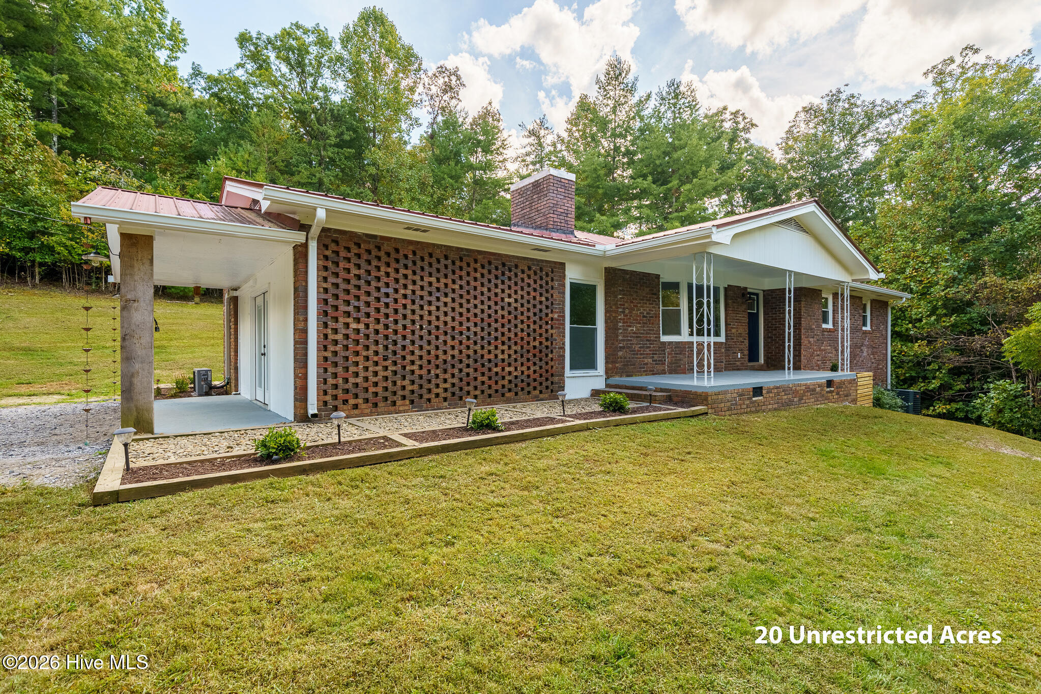 5221 Fires Creek Road Property Photo 1