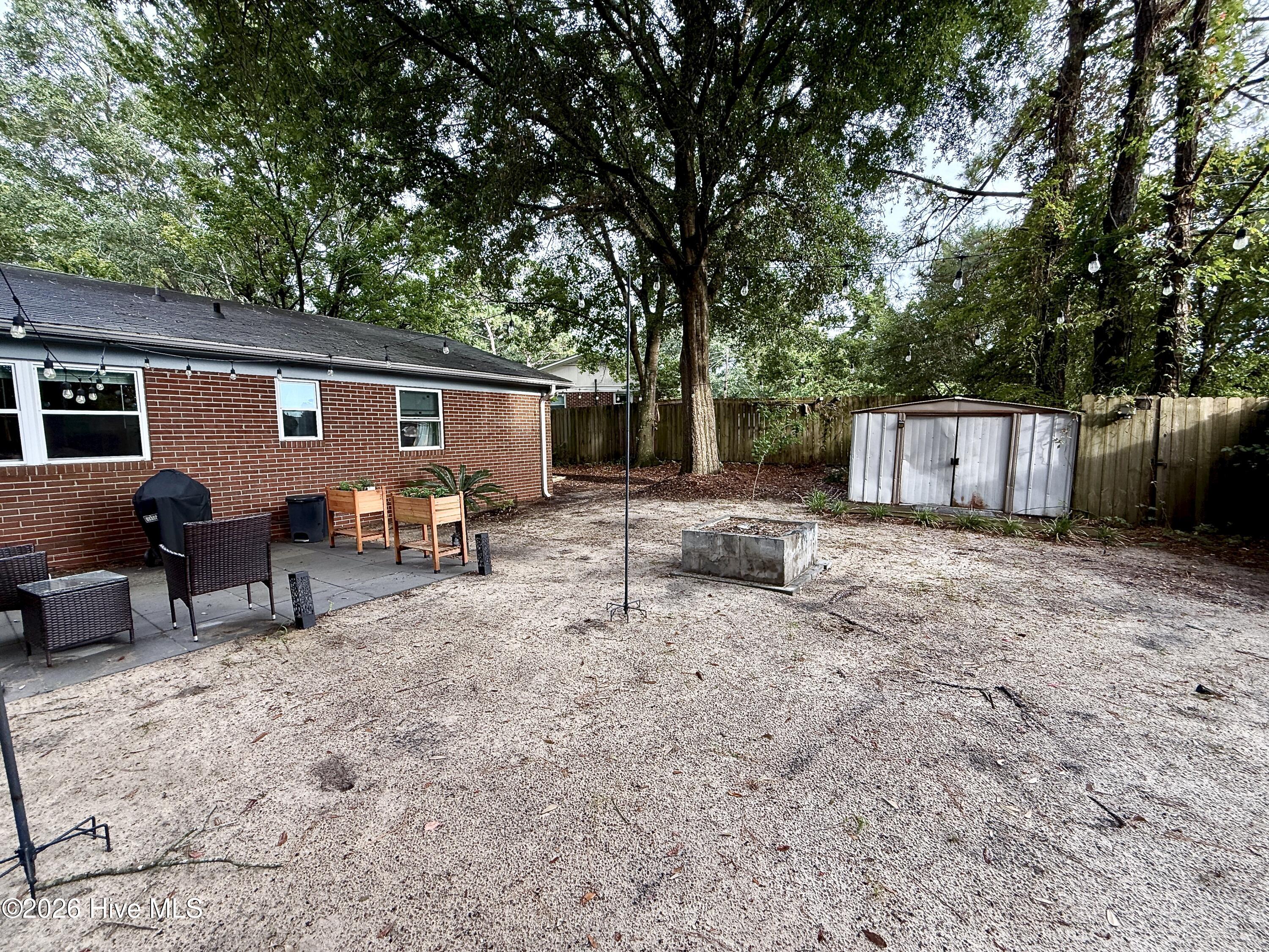 517 Voltaire Place Property Photo 22