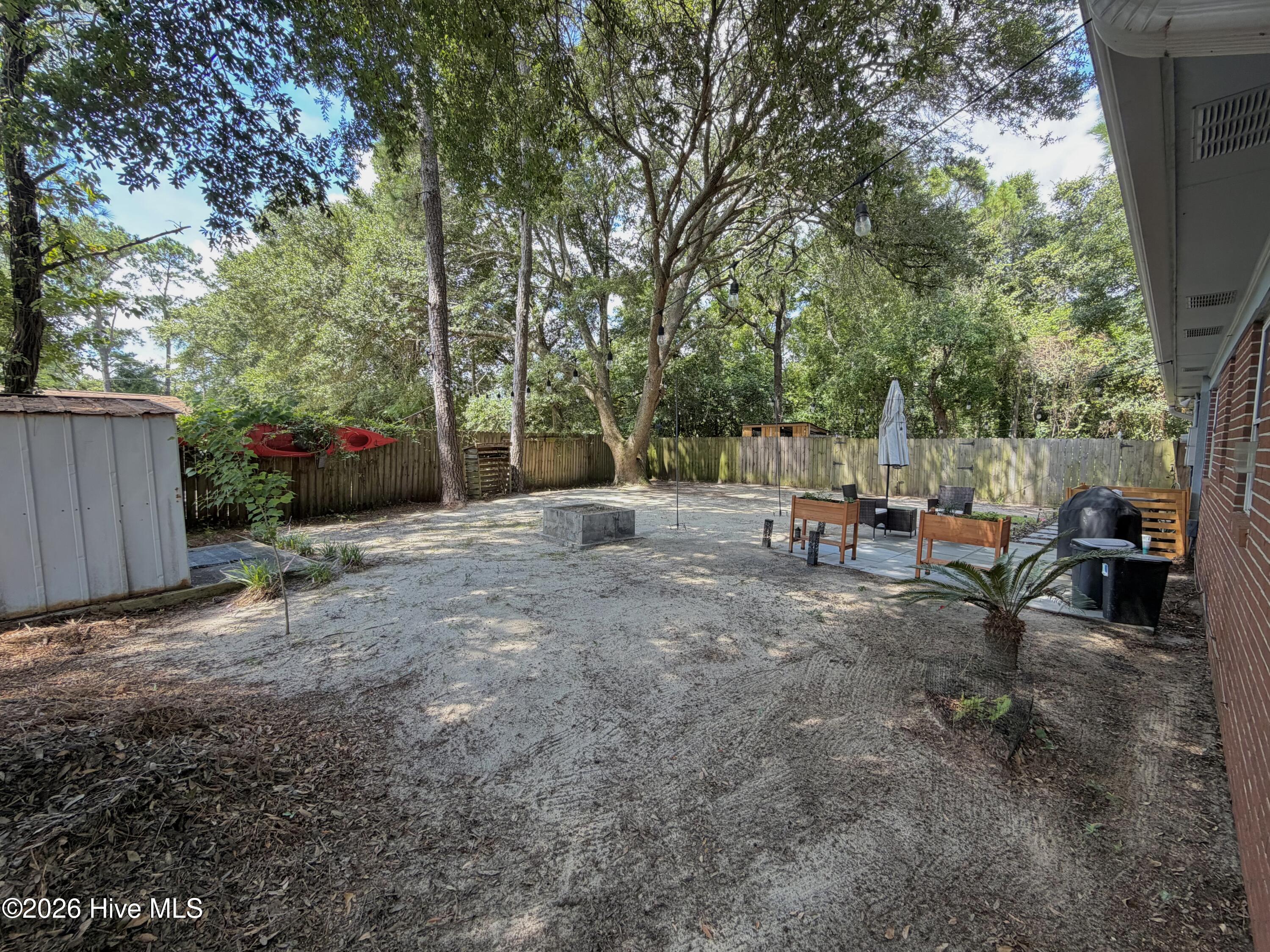 517 Voltaire Place Property Photo 25