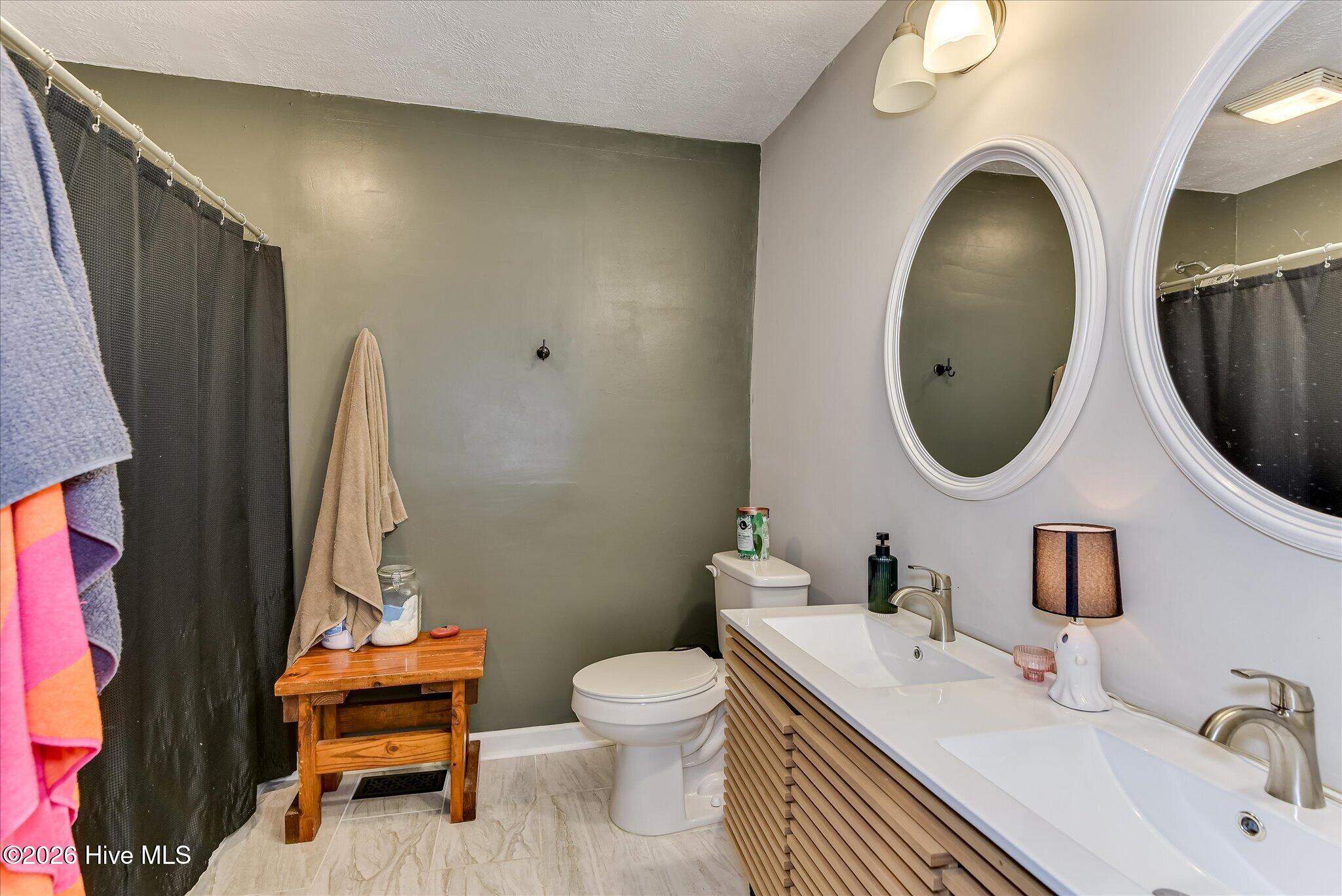 3954 Bath Edie Road Property Photo 15