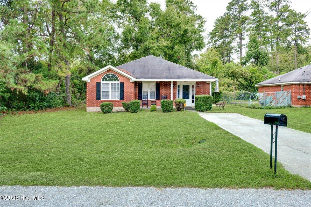 2103 Gatewood Drive Property Photo 2