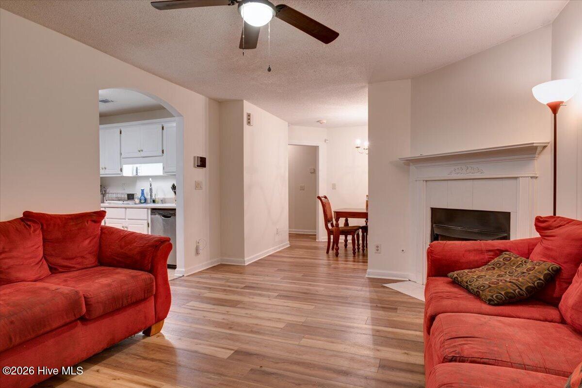 2103 Gatewood Drive Property Photo 5