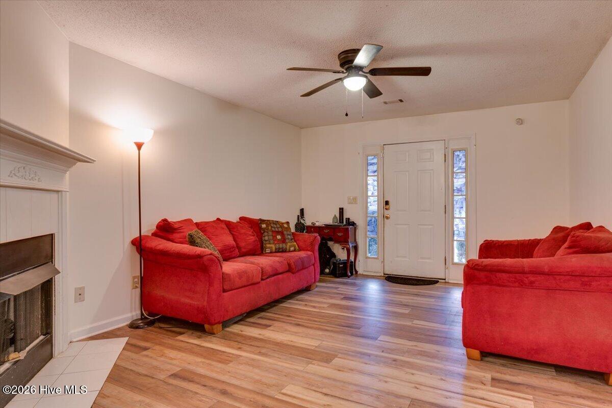 2103 Gatewood Drive Property Photo 8