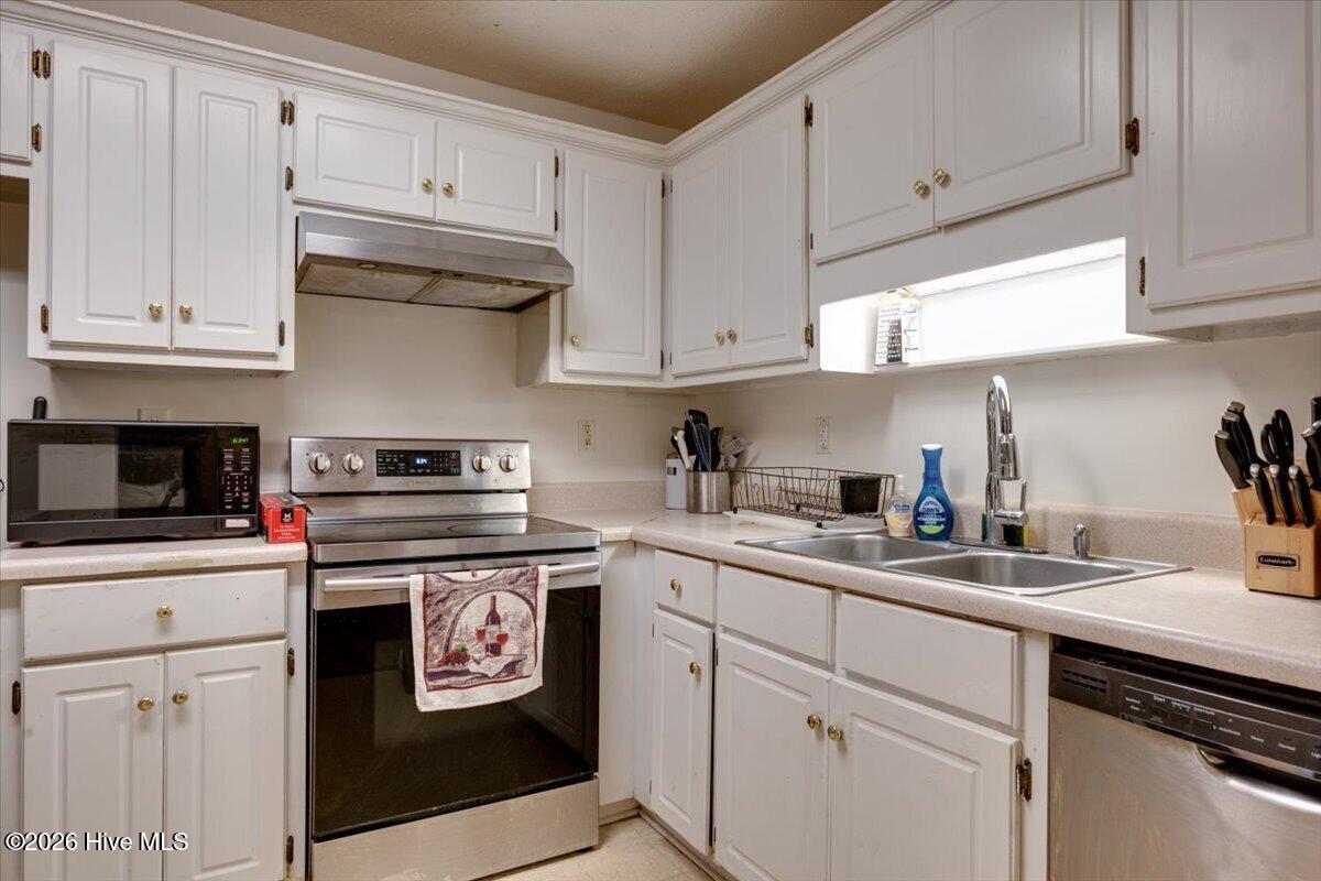 2103 Gatewood Drive Property Photo 10