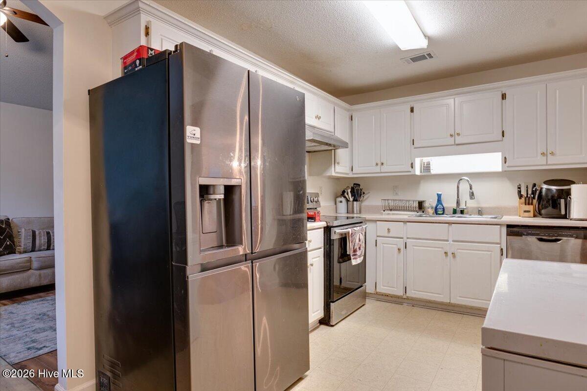 2103 Gatewood Drive Property Photo 12