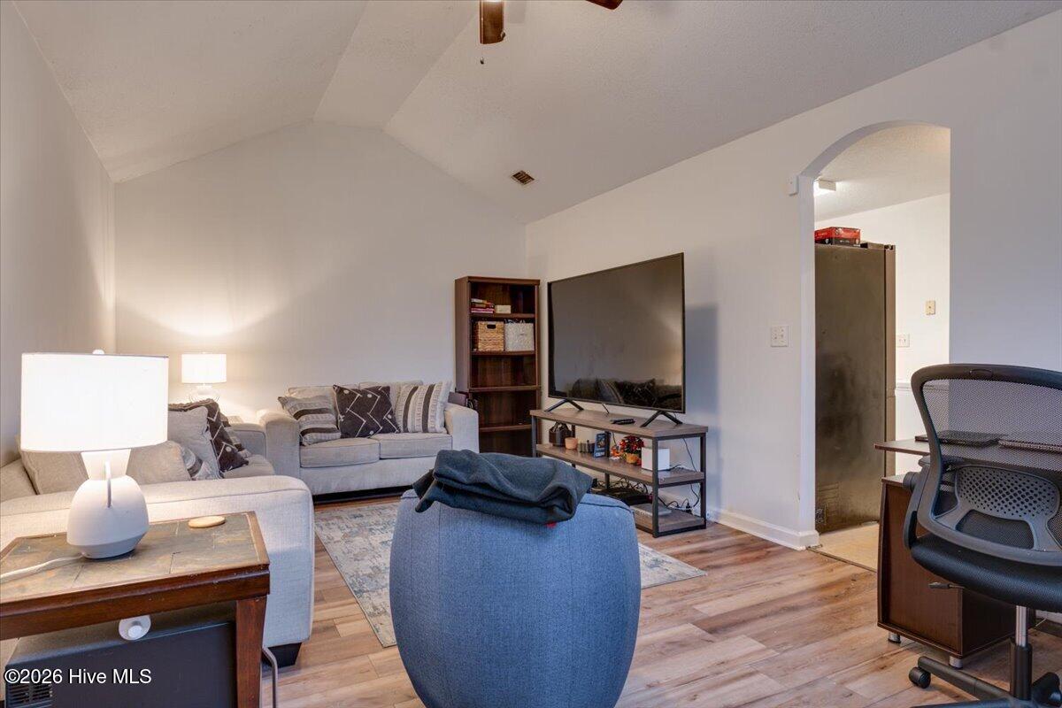 2103 Gatewood Drive Property Photo 13