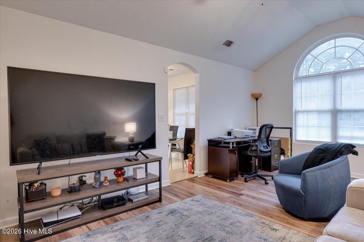 2103 Gatewood Drive Property Photo 14