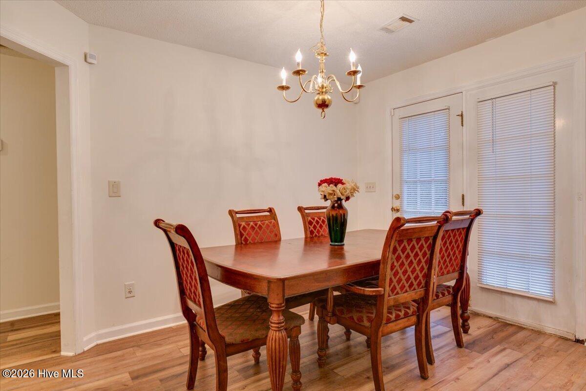 2103 Gatewood Drive Property Photo 17
