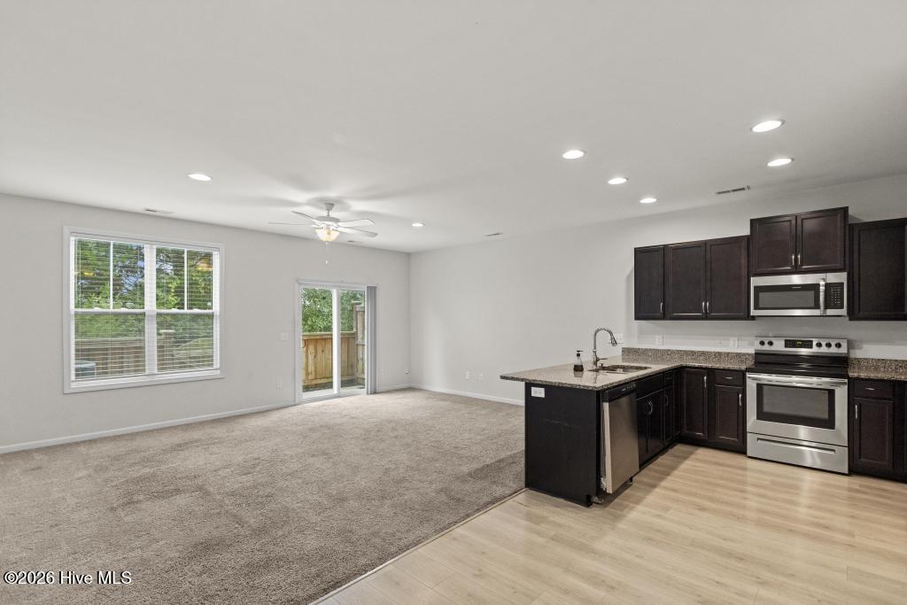 19 Aspen Road Property Photo 4