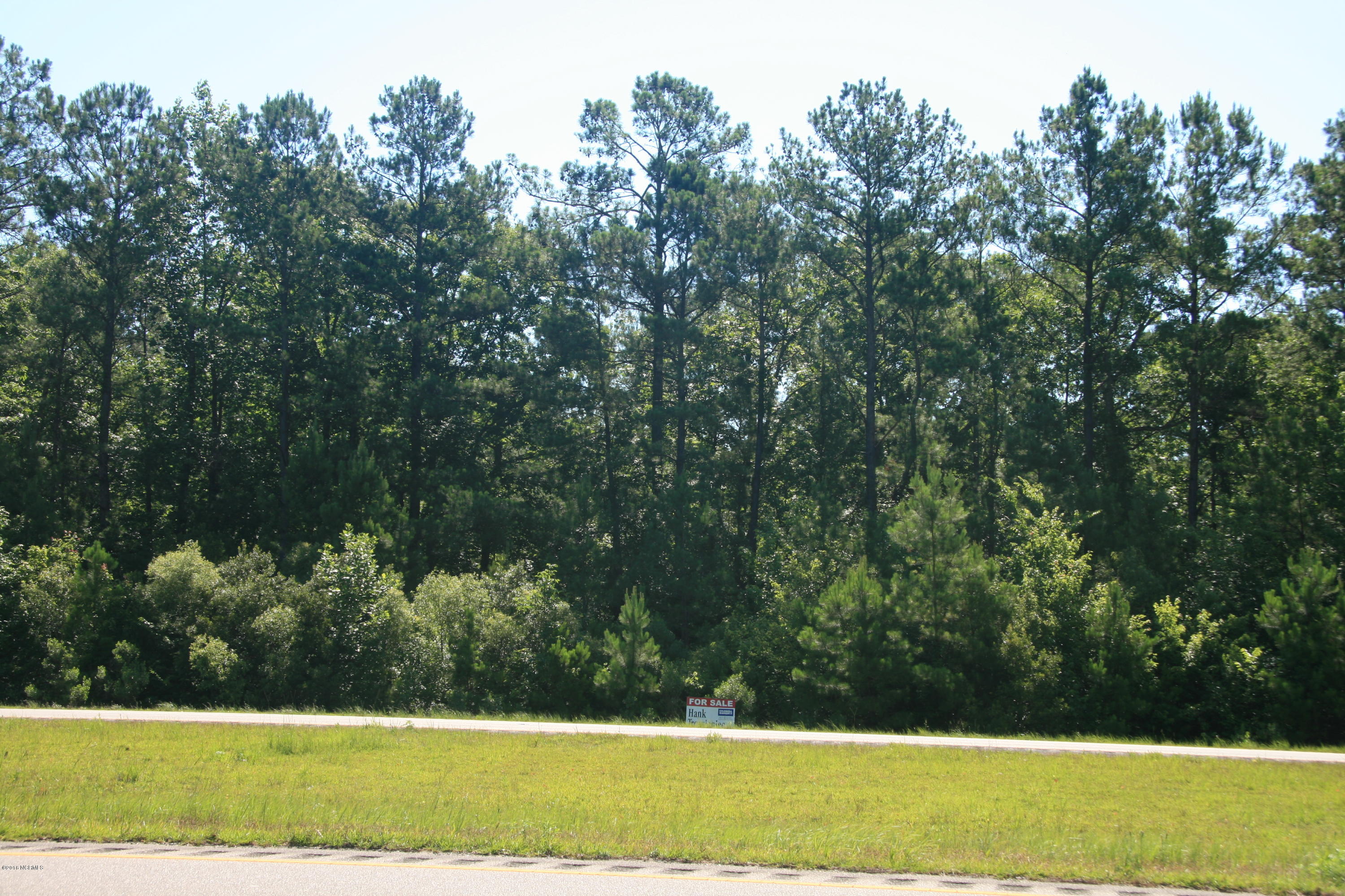 6898 Ocean Highway E Property Photo 2