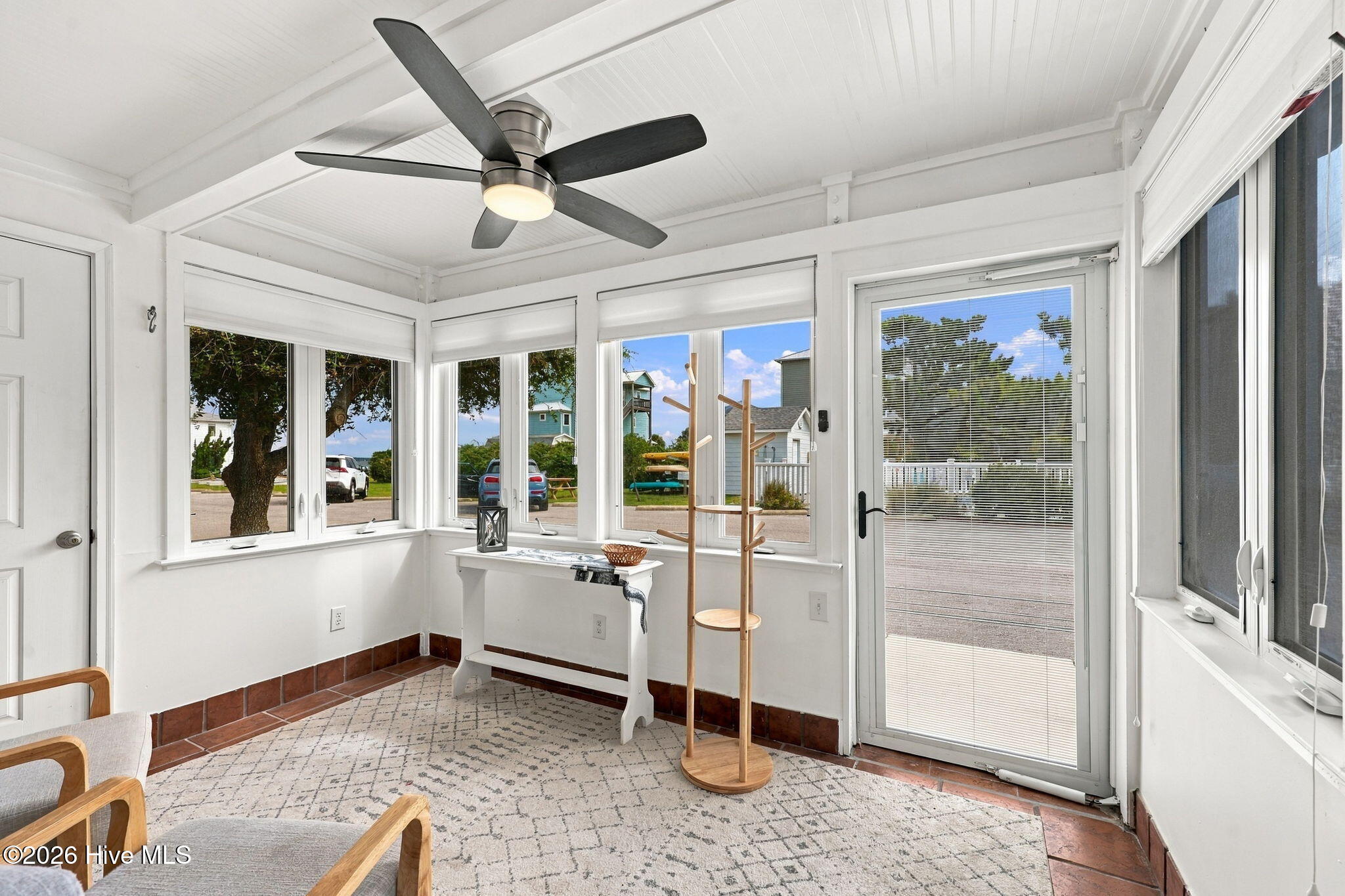 2306 Emerald Drive 1 Property Photo 3