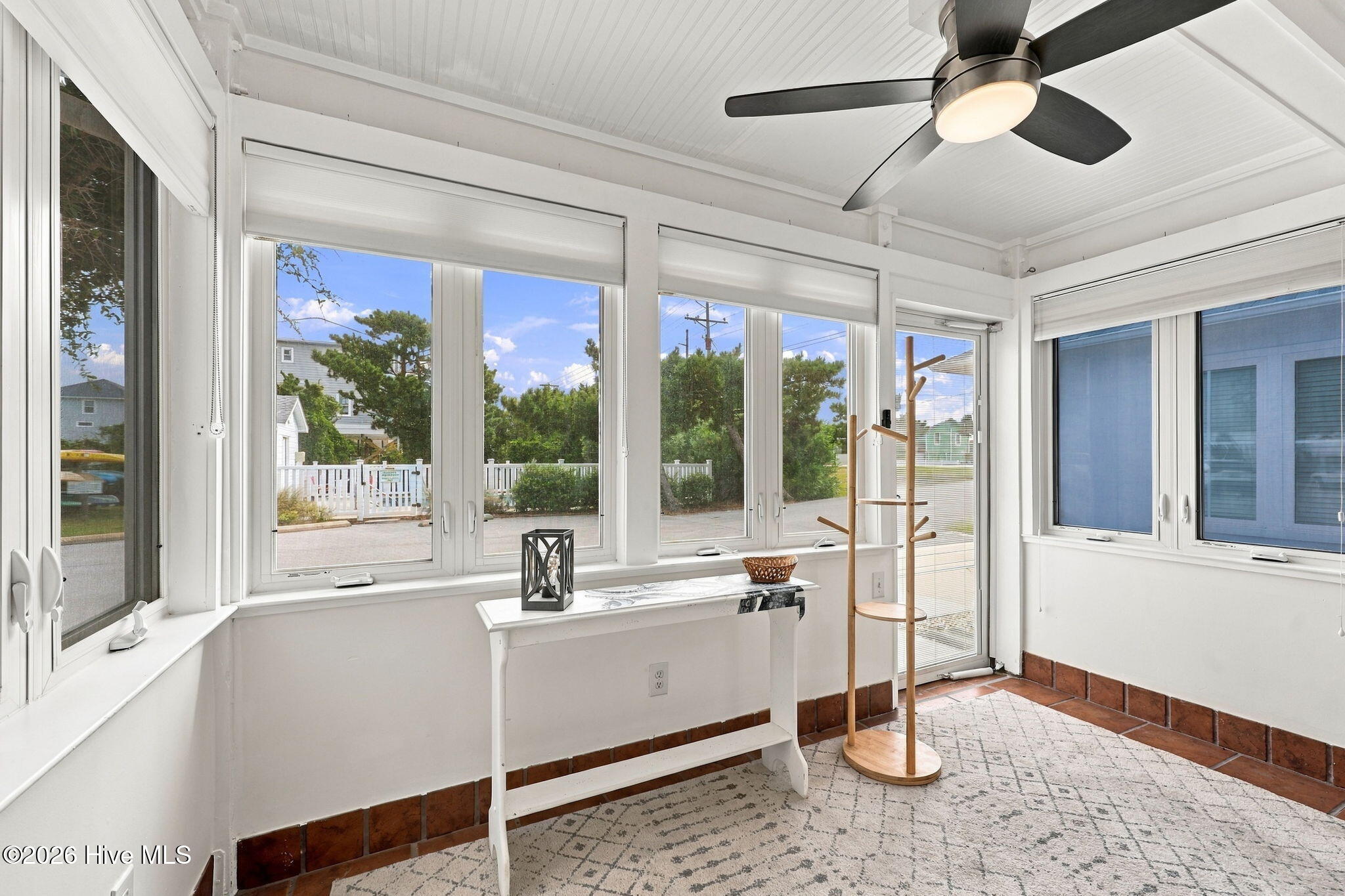 2306 Emerald Drive 1 Property Photo 5