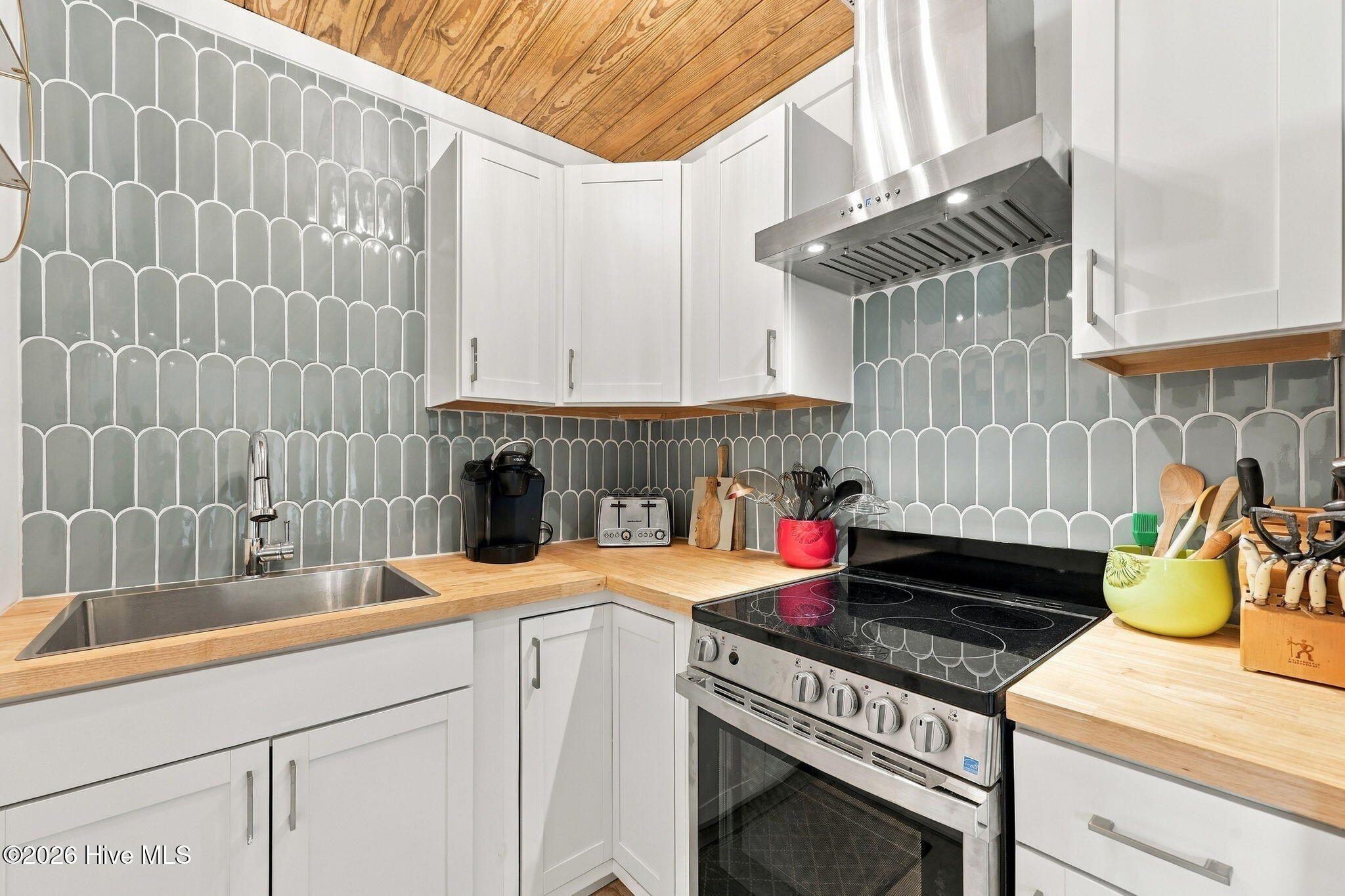 2306 Emerald Drive 1 Property Photo 25