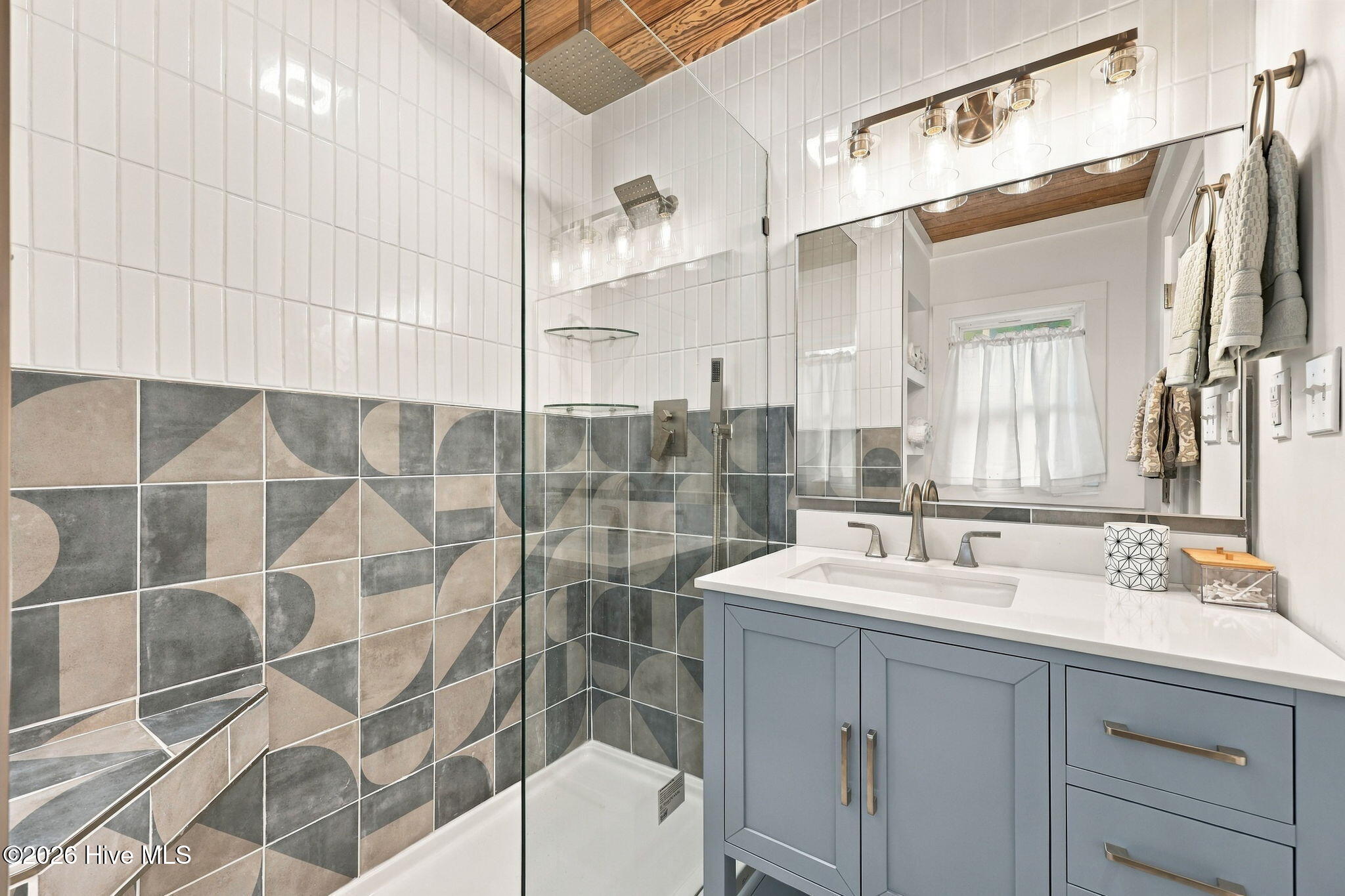 2306 Emerald Drive 1 Property Photo 29