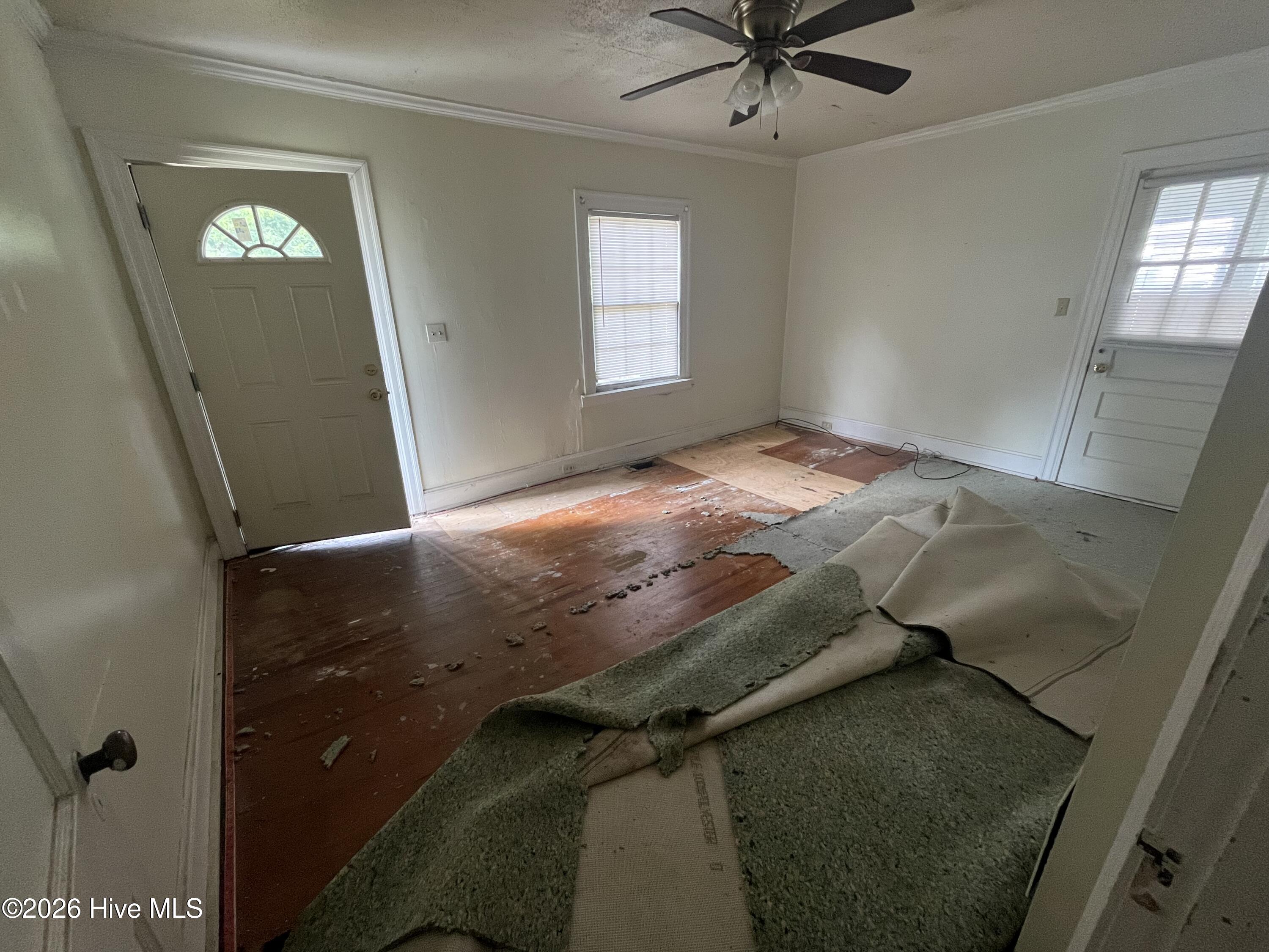 1008 Long Avenue Property Photo 2