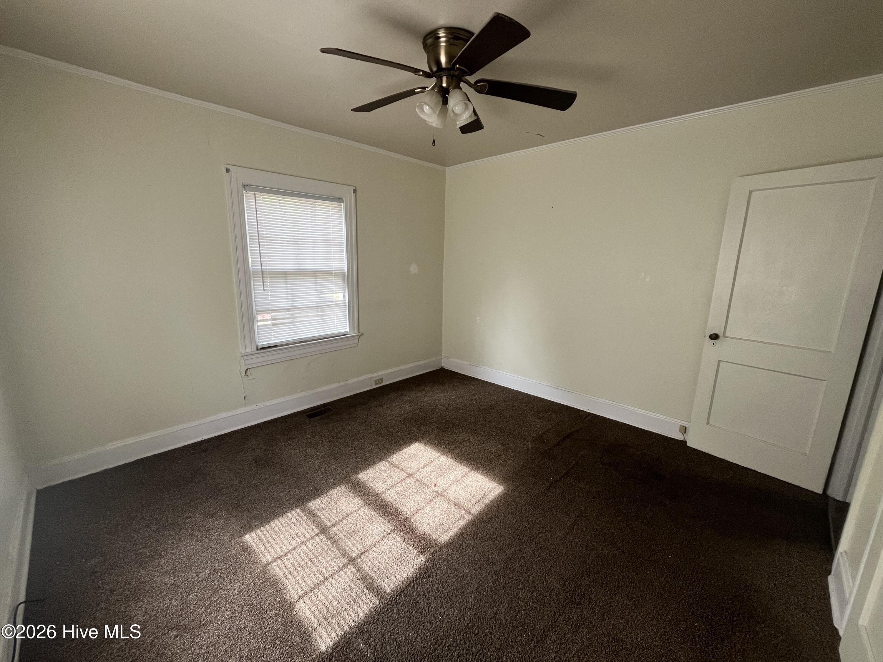 1008 Long Avenue Property Photo 4