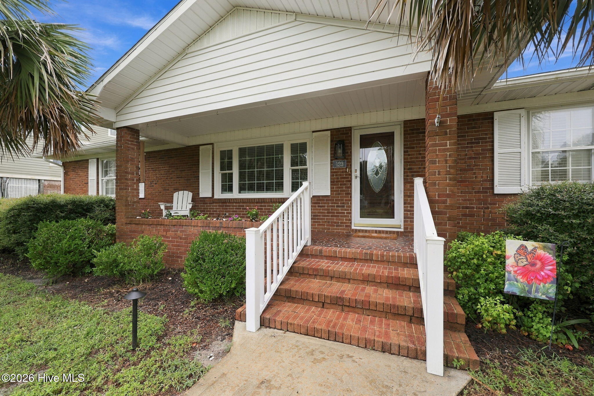 123 Willis Drive Property Photo 2