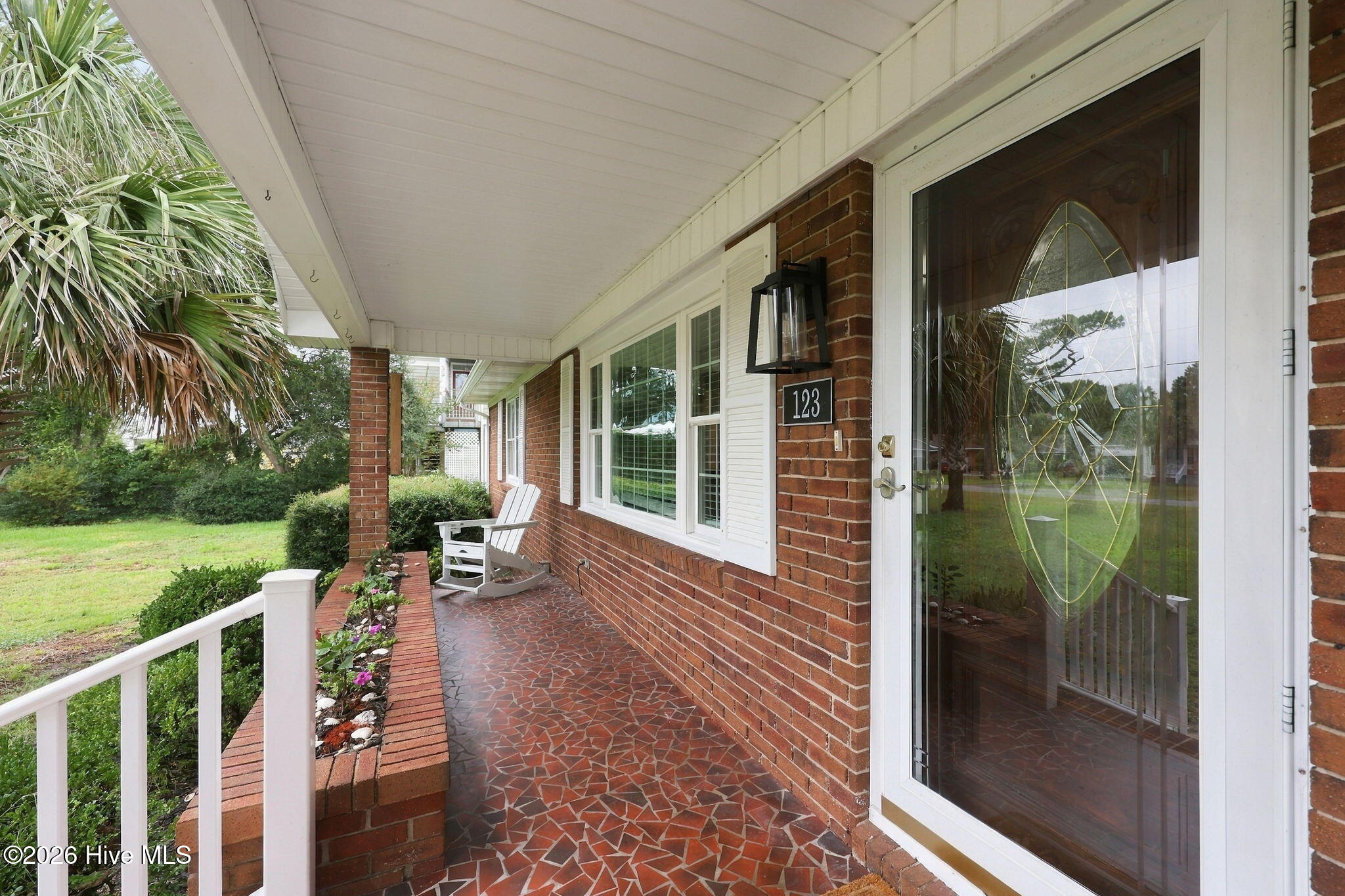 123 Willis Drive Property Photo 3