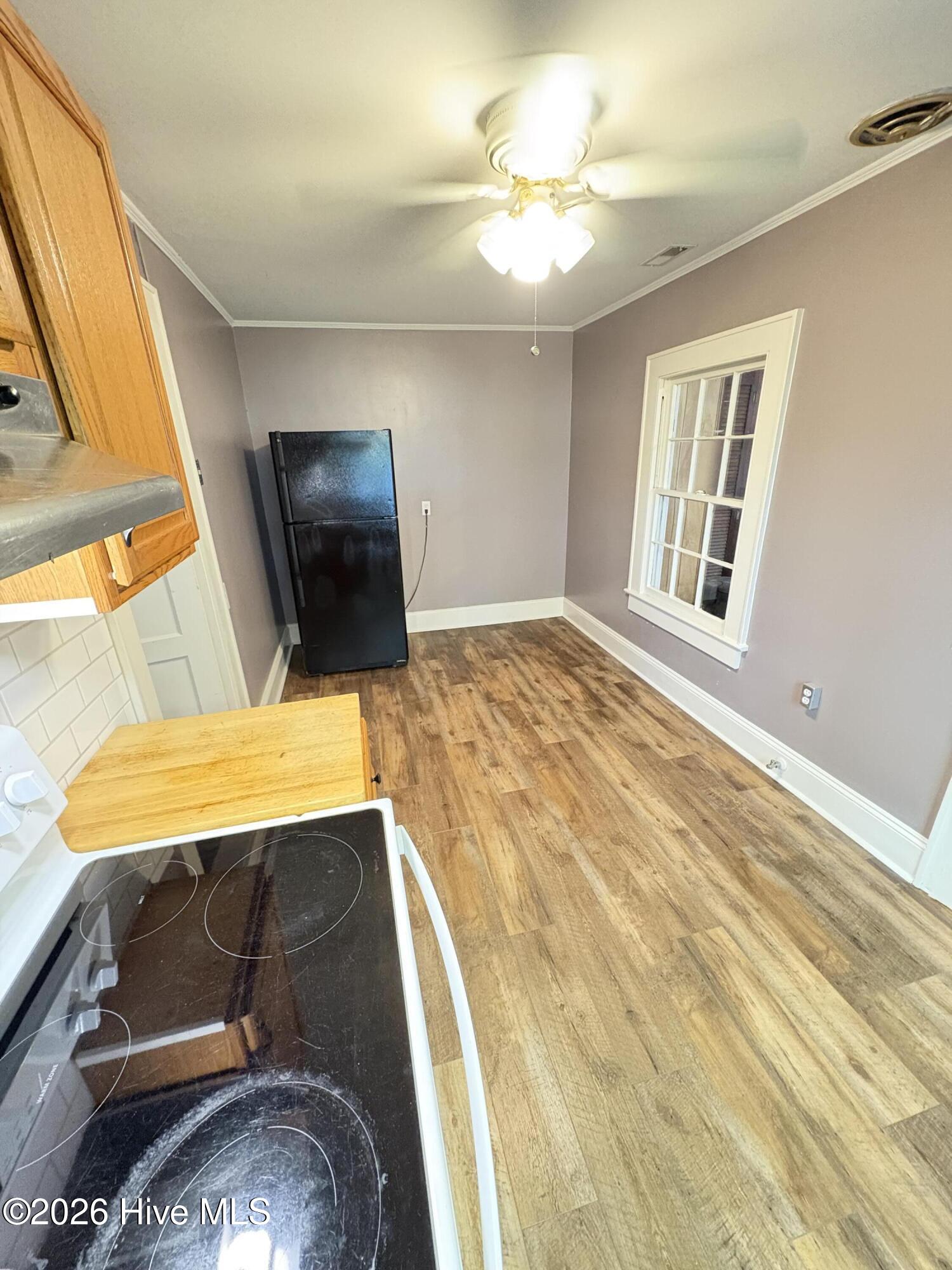 4065 East Avenue Property Photo 9