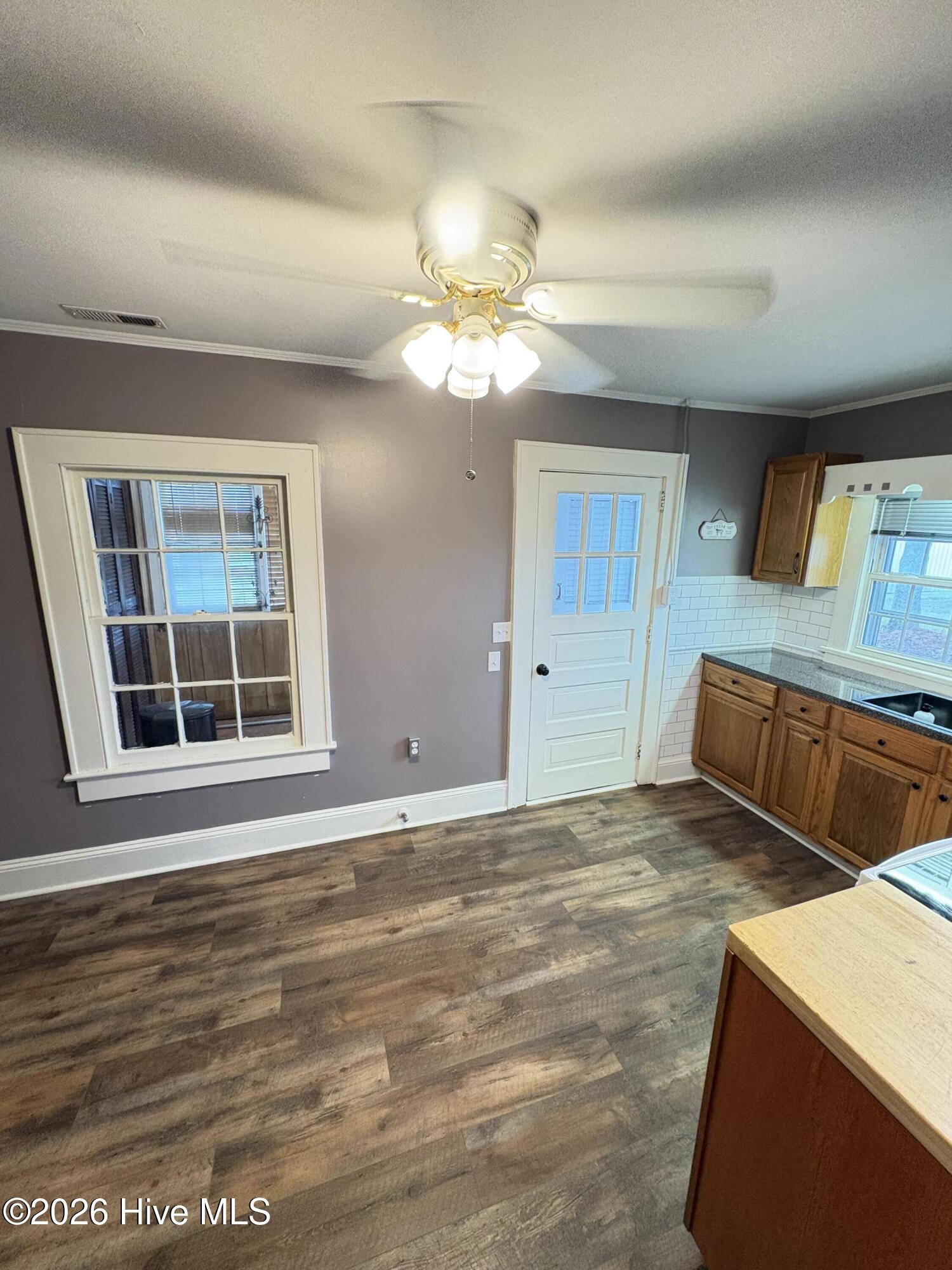 4065 East Avenue Property Photo 10
