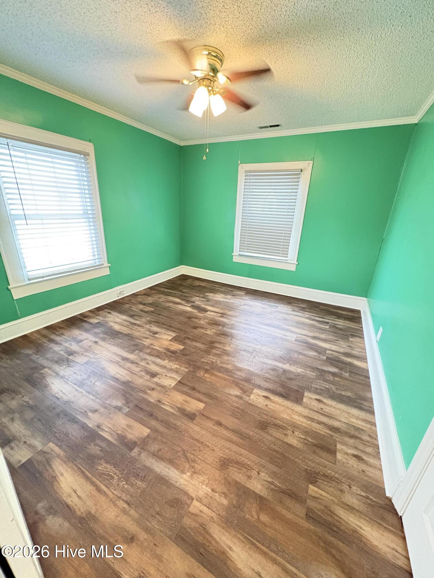 4065 East Avenue Property Photo 18