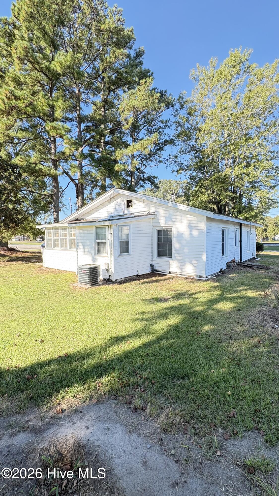 4065 East Avenue Property Photo 27