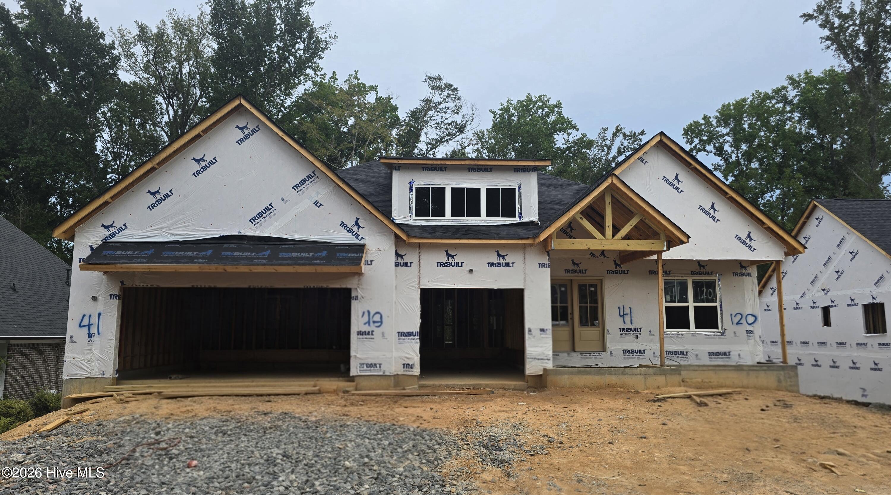 120 Oakbrook Drive Property Photo 1