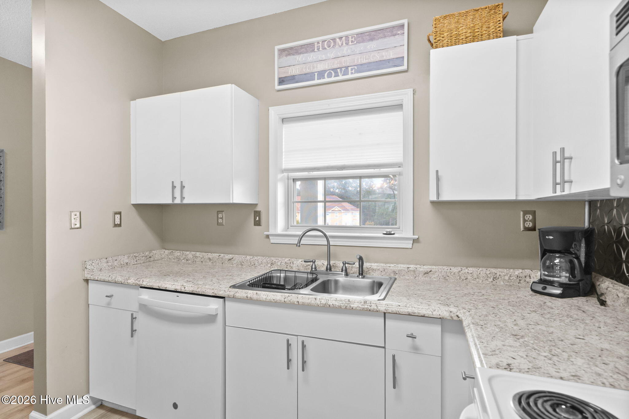 5751 Oyster Catcher Drive Unit 933 Property Photo 11