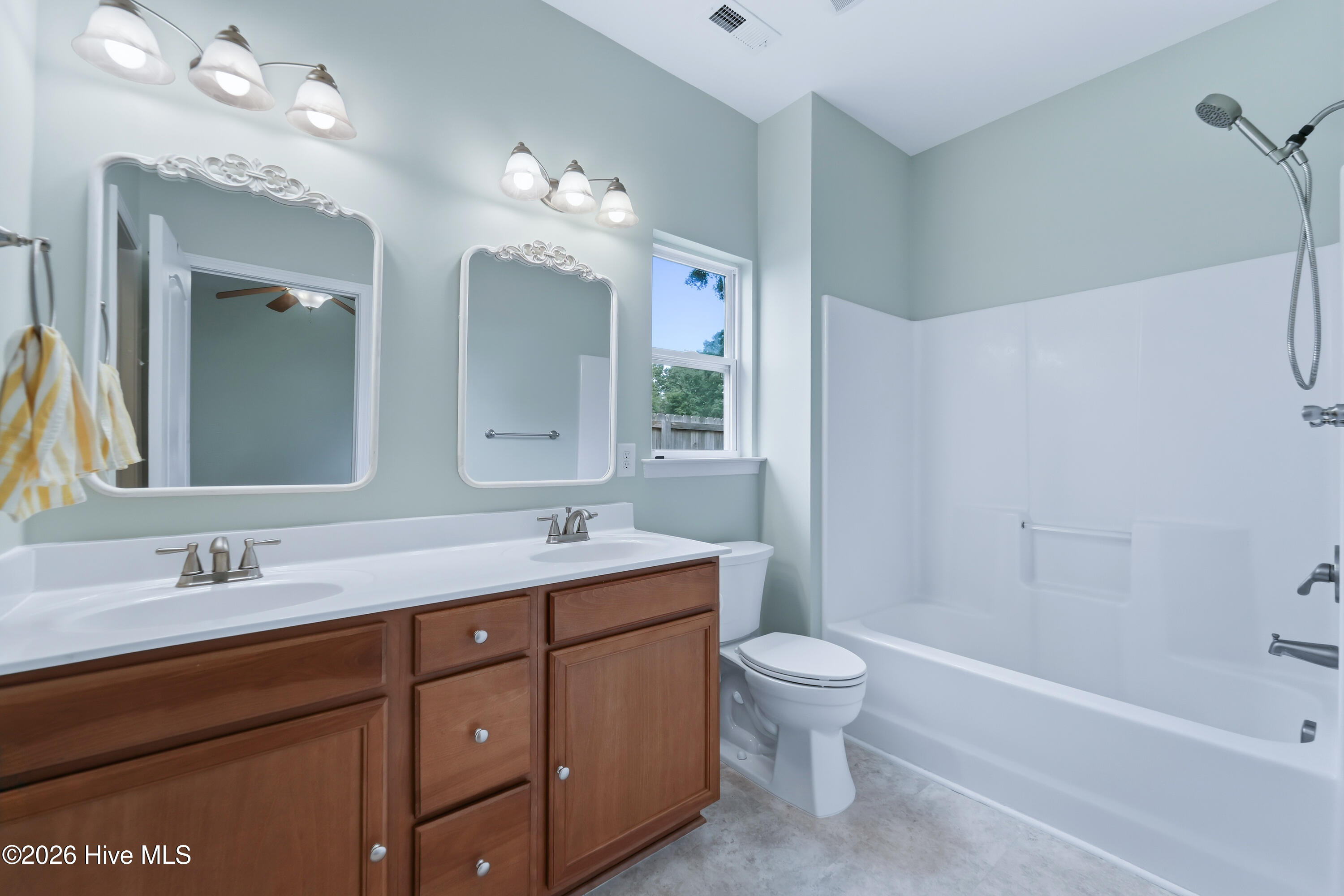 103 Forsythia Court Property Photo 47