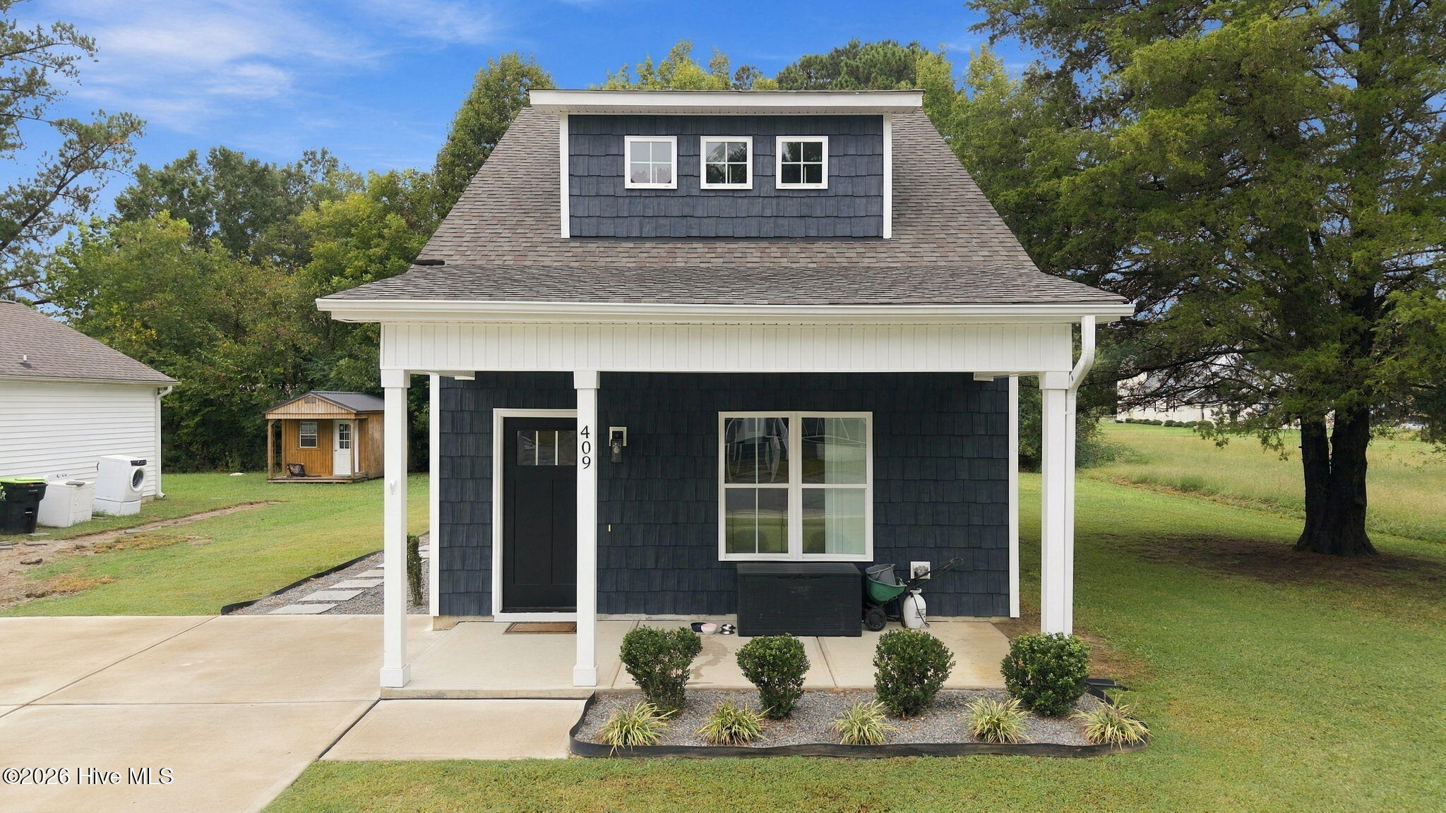 409 S Sycamore Street Property Photo 1