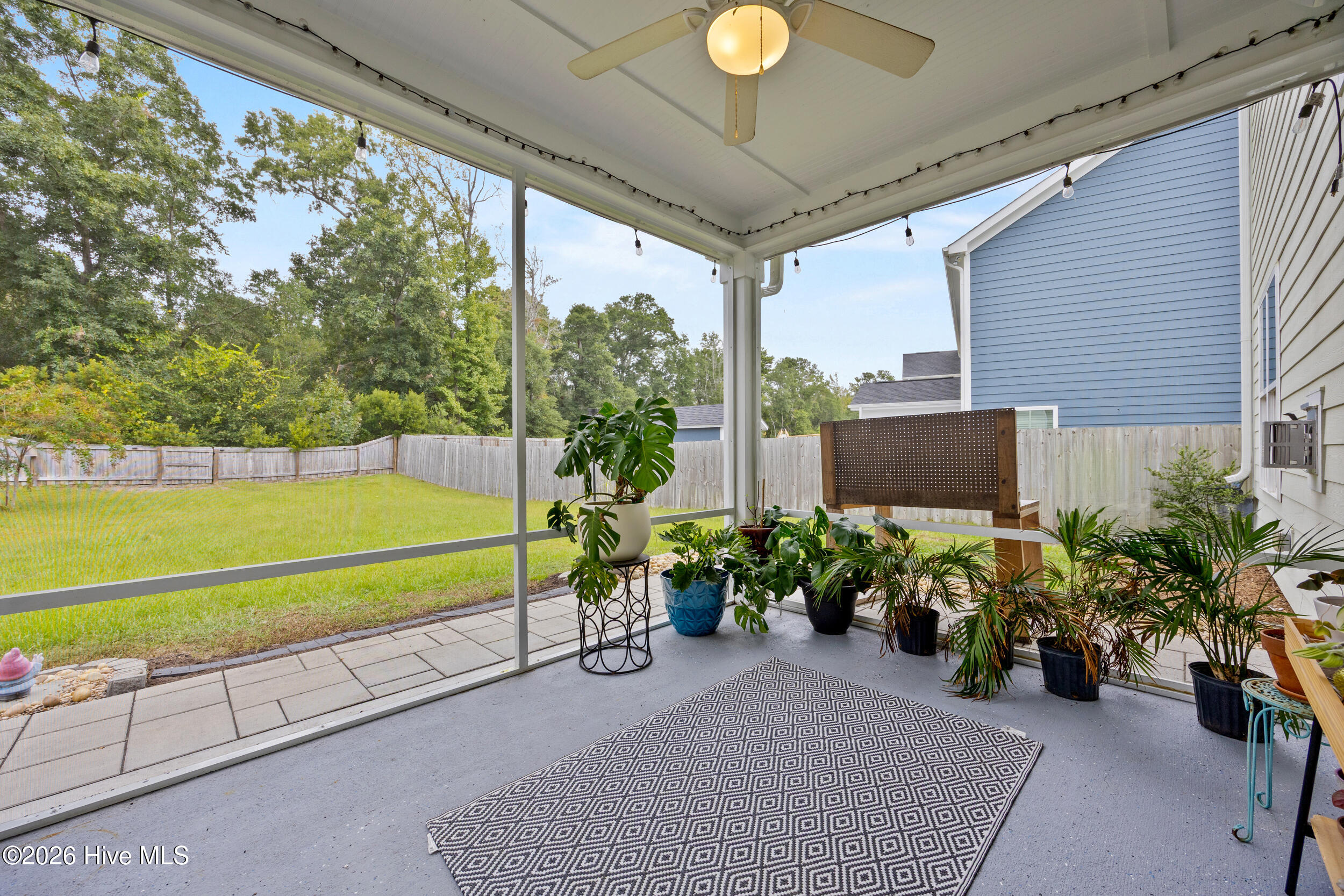 439 Sugar Cove Property Photo 43