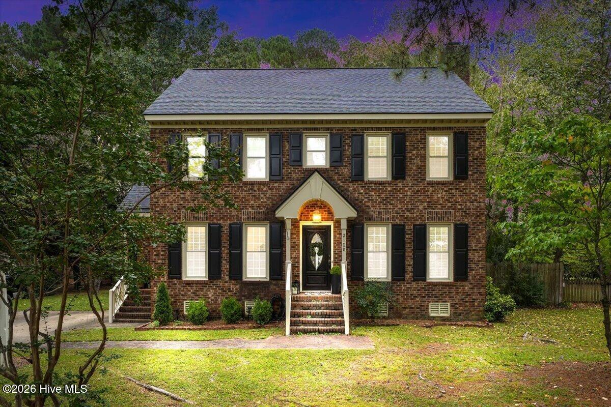 2108 Burnside Drive Nw Property Photo 2