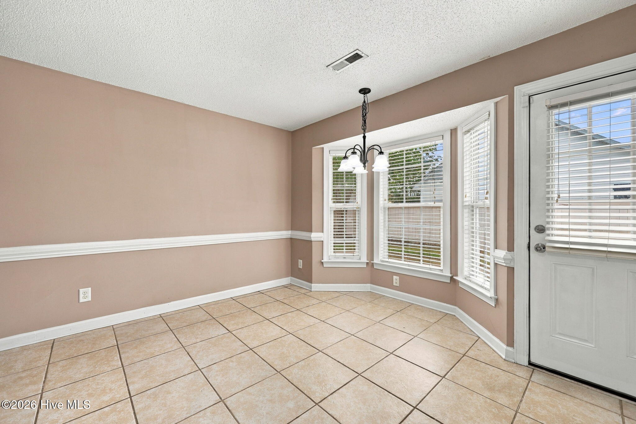2205 Penncross Drive Property Photo 11