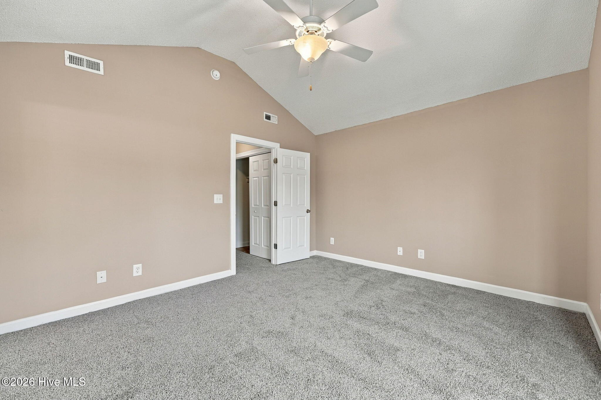 2205 Penncross Drive Property Photo 13