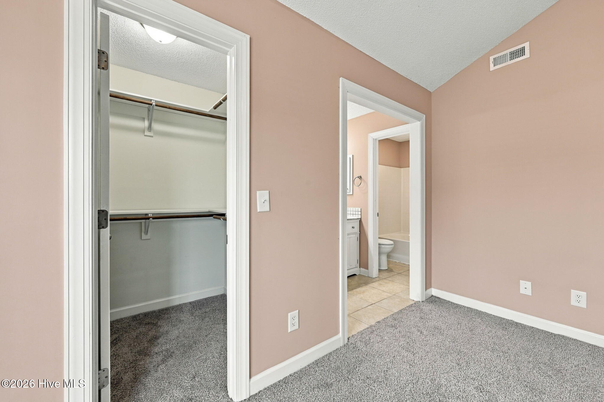 2205 Penncross Drive Property Photo 14