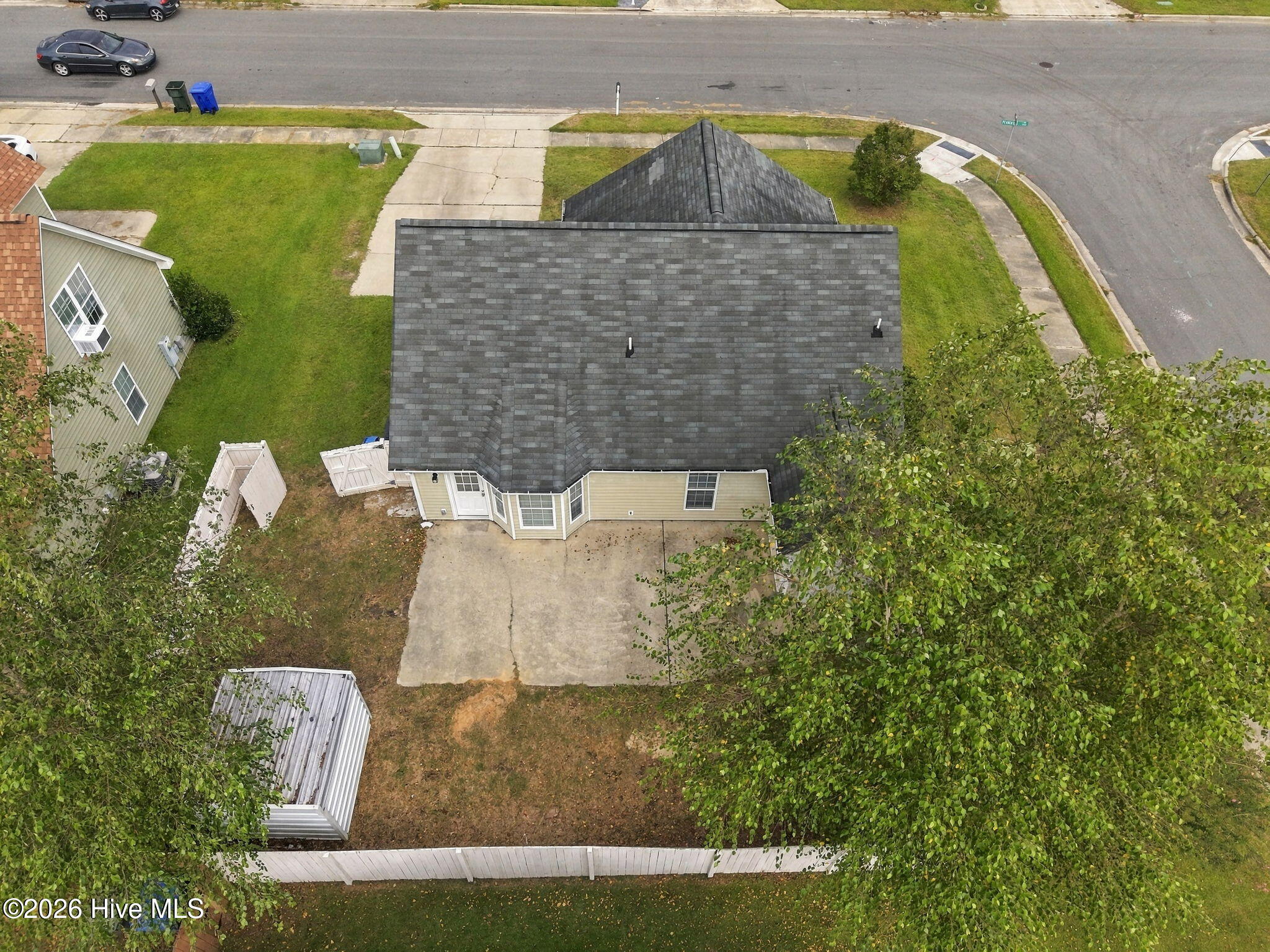 2205 Penncross Drive Property Photo 32