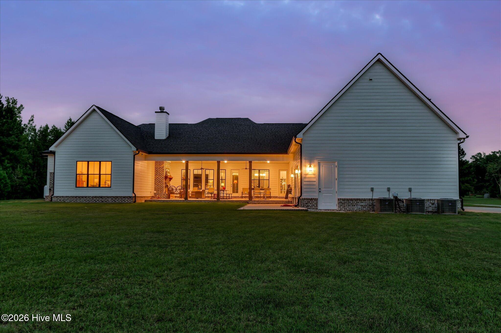 6595 Haywood Drive Property Photo 4